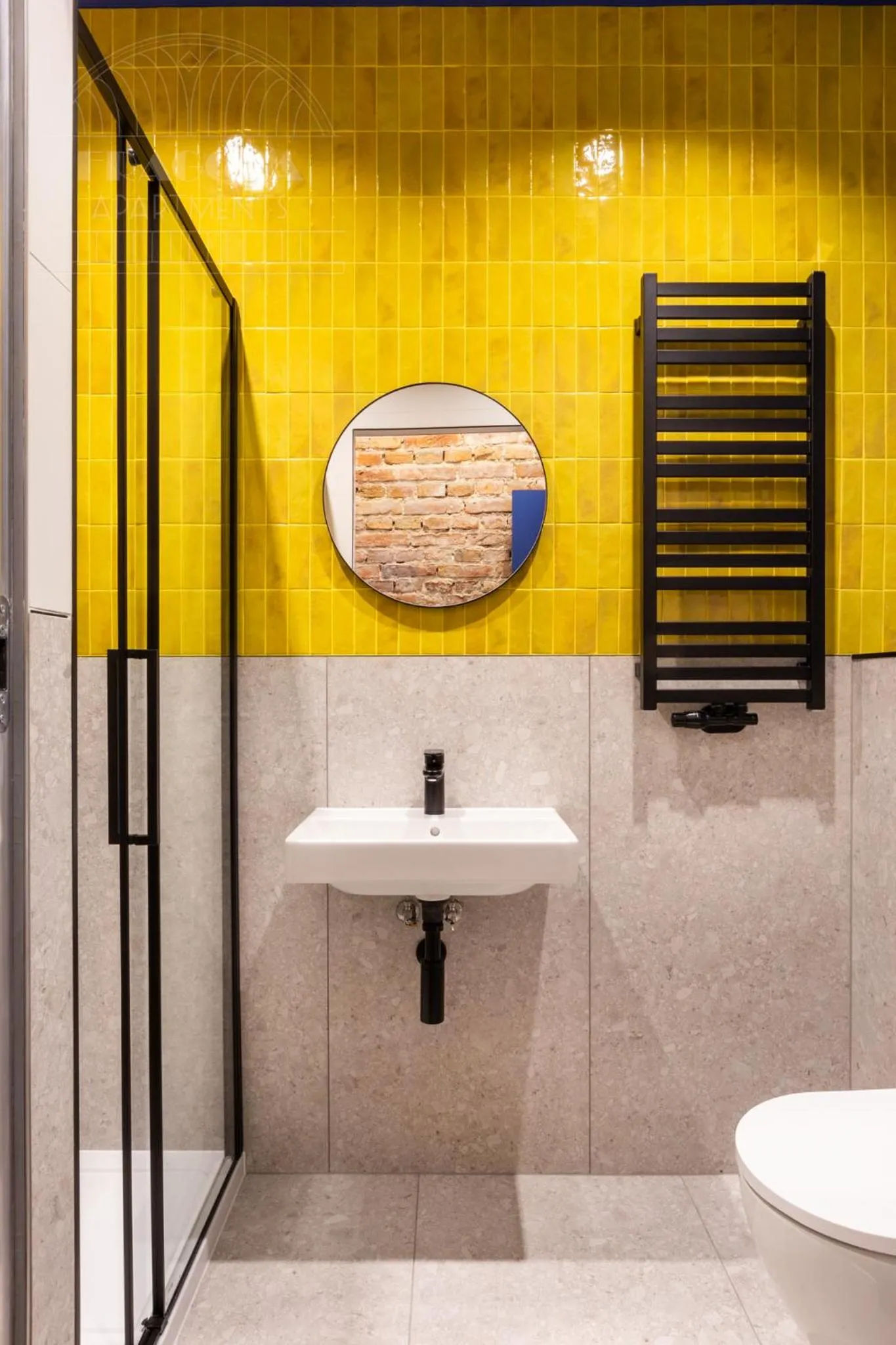 Bathroom in Spacious City Center Family Apartments