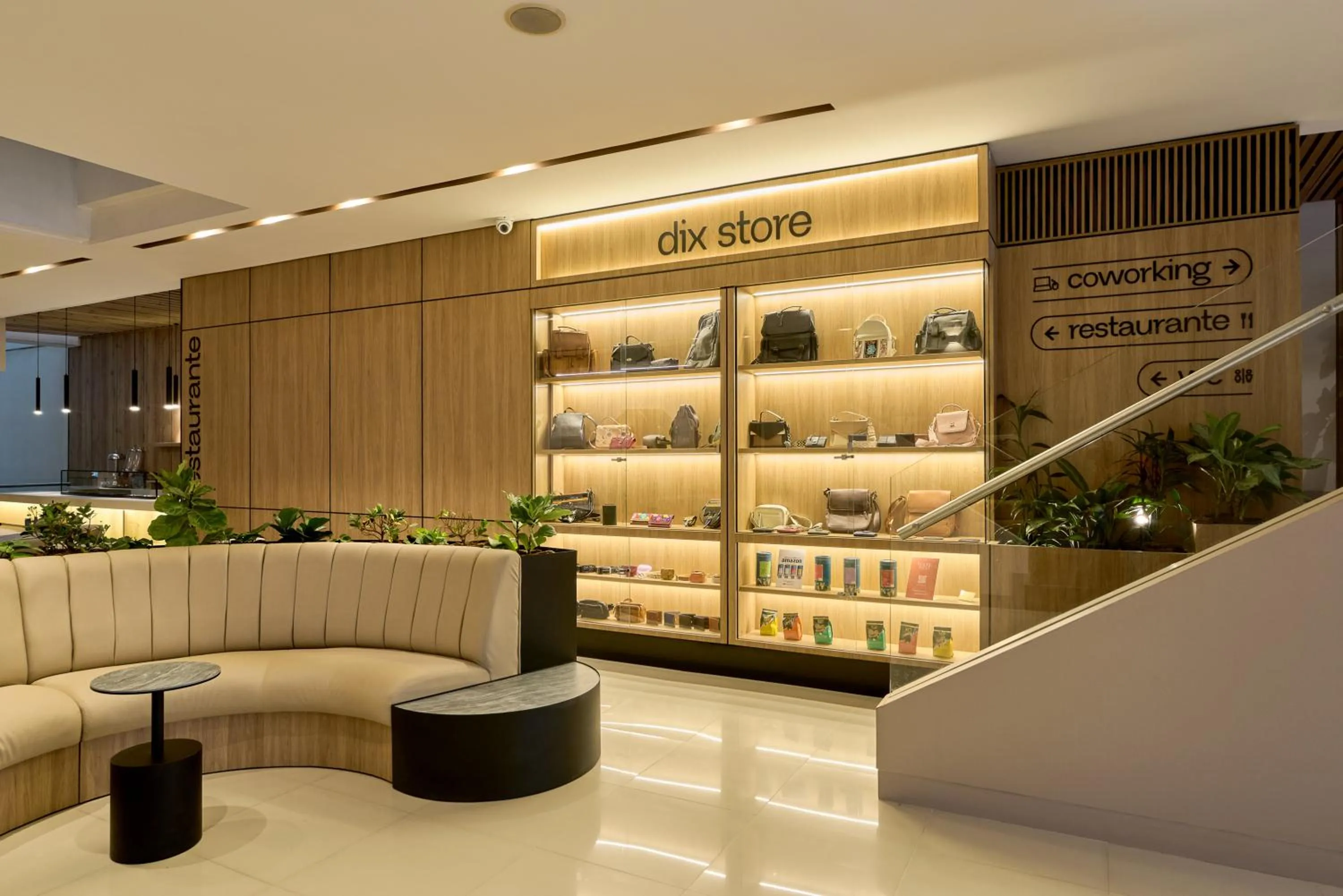 On-site shops in Hotel Dix