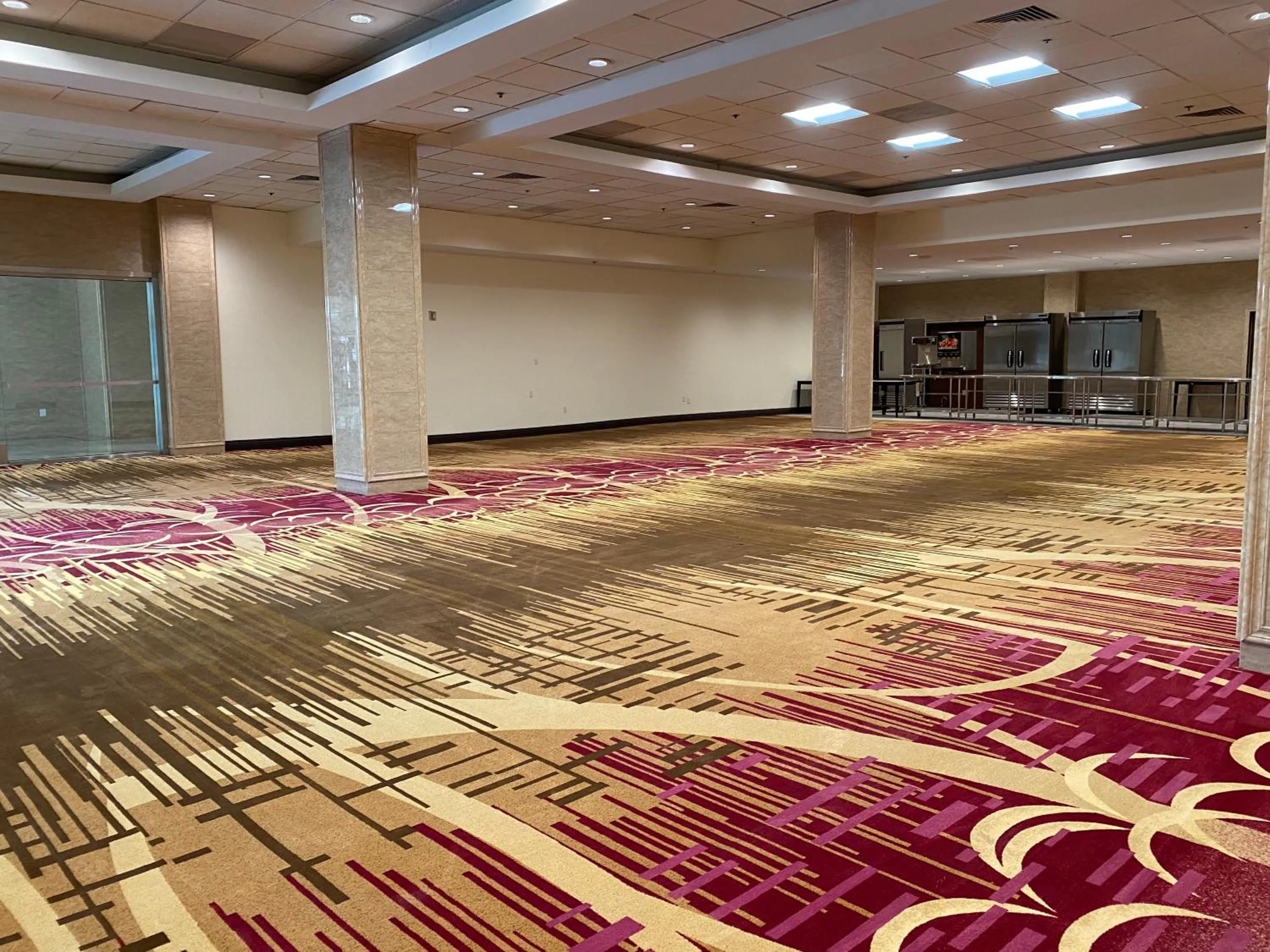 Banquet/Function facilities in LA Crystal Hotel -Los Angeles-Long Beach Area