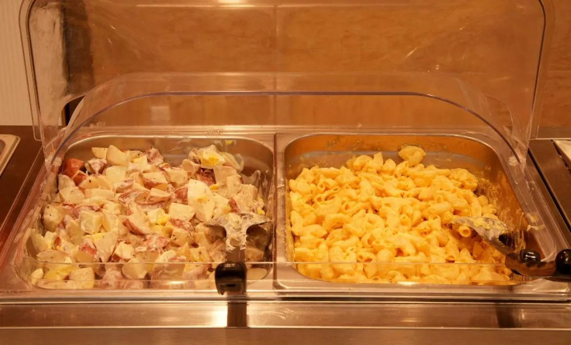 Buffet breakfast in LA Crystal Hotel -Los Angeles-Long Beach Area