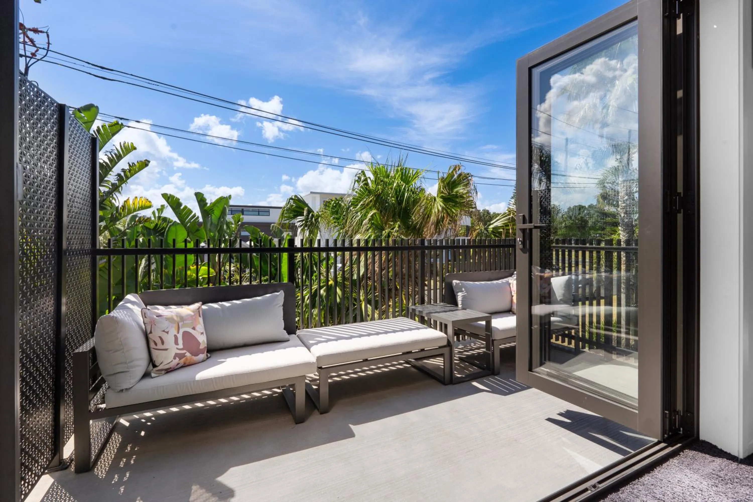 Balcony/Terrace in Orewa Beachcomber