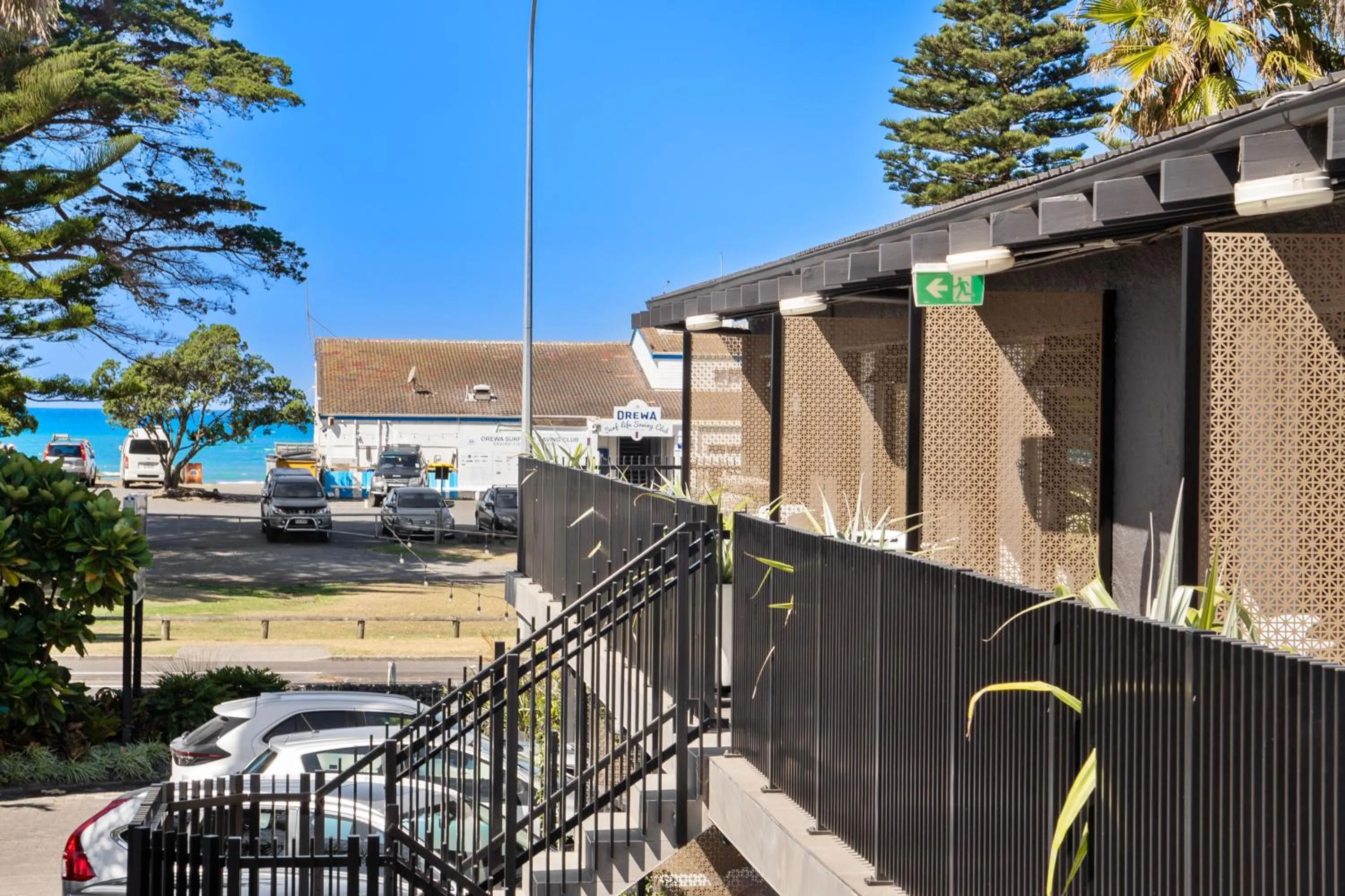 Parking in Orewa Beachcomber
