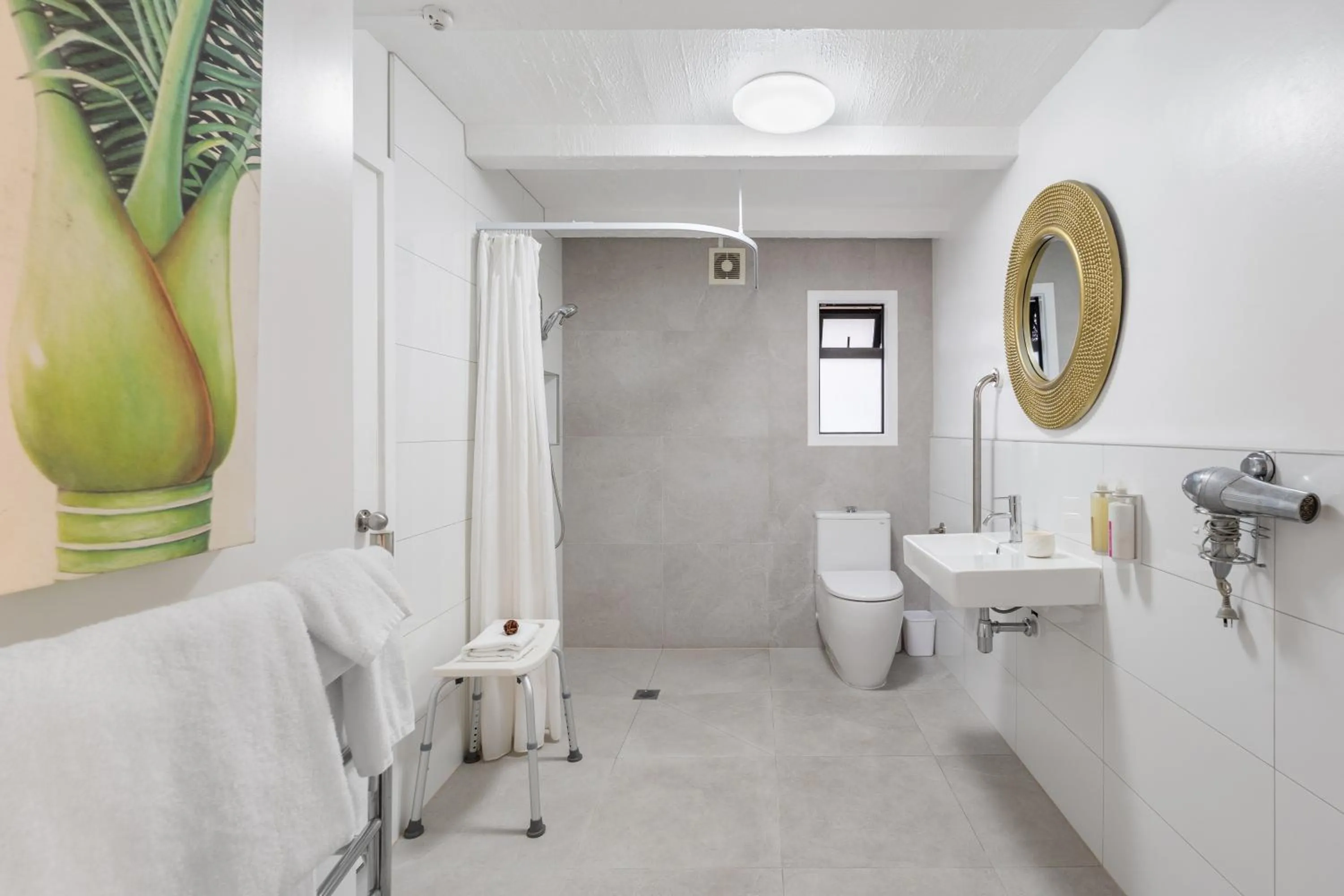 acessibility in Orewa Beachcomber