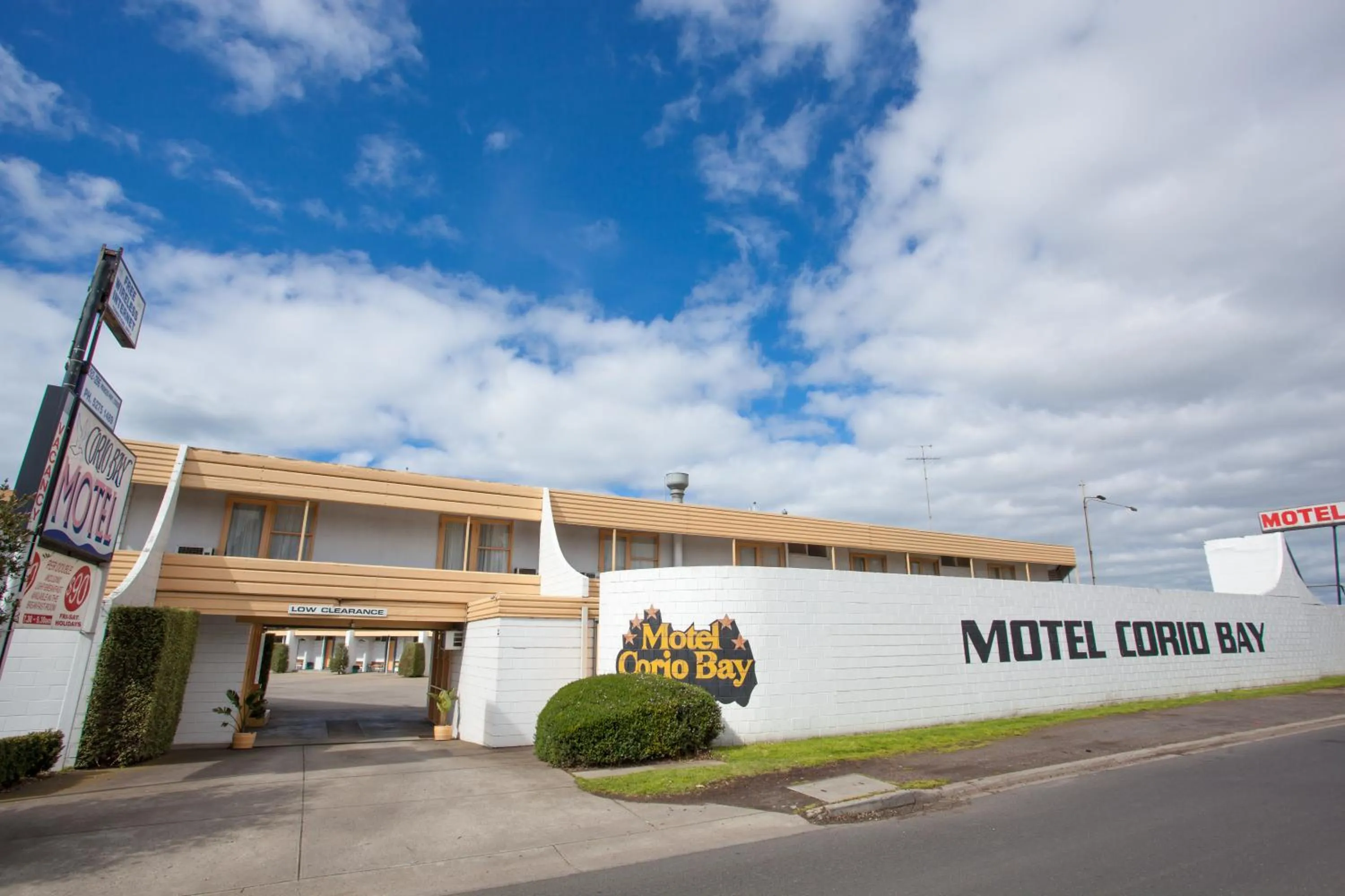 Facade/entrance in Corio Bay Motel