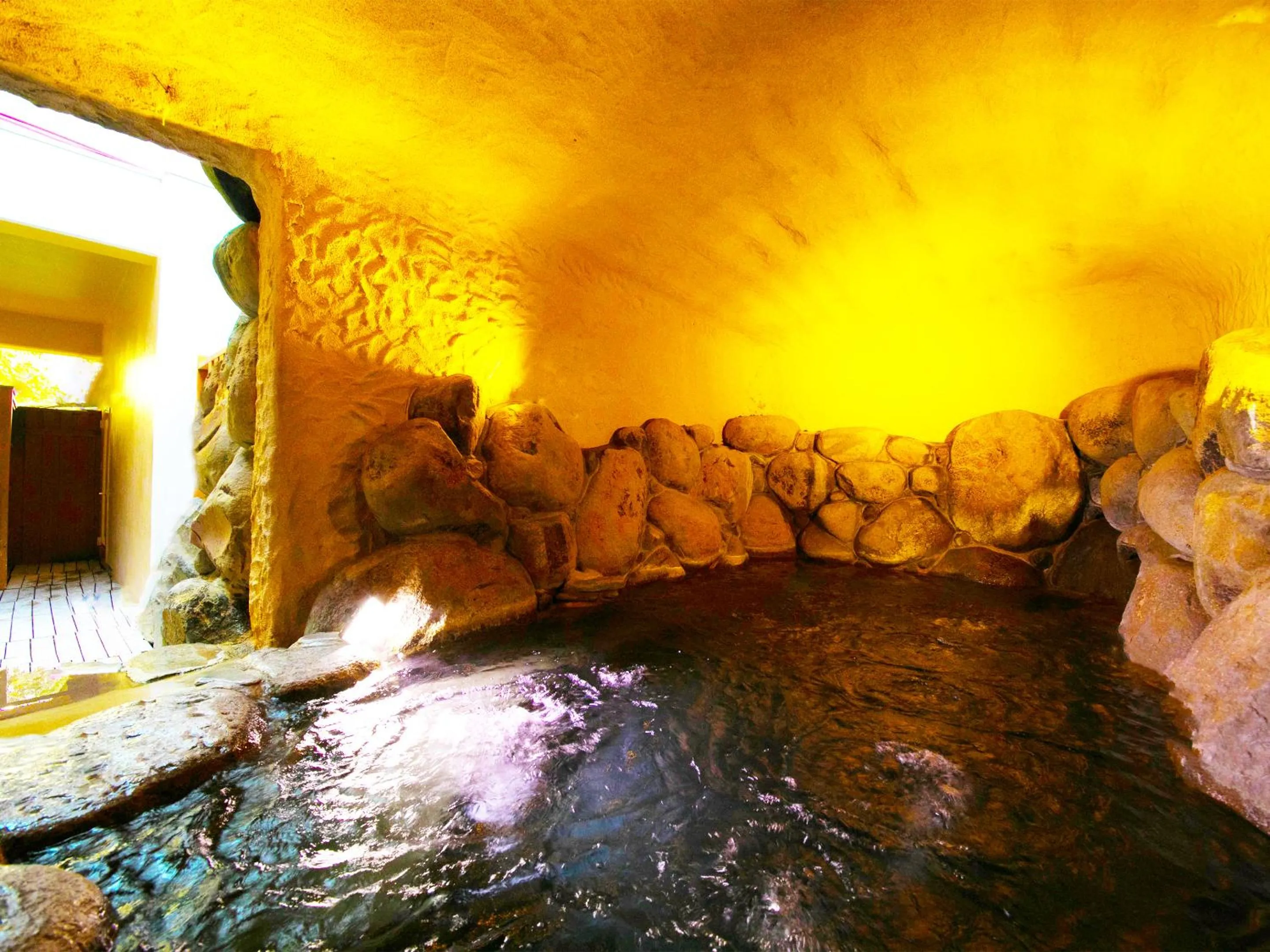 Public Bath in Iki Stellacote Taiankaku