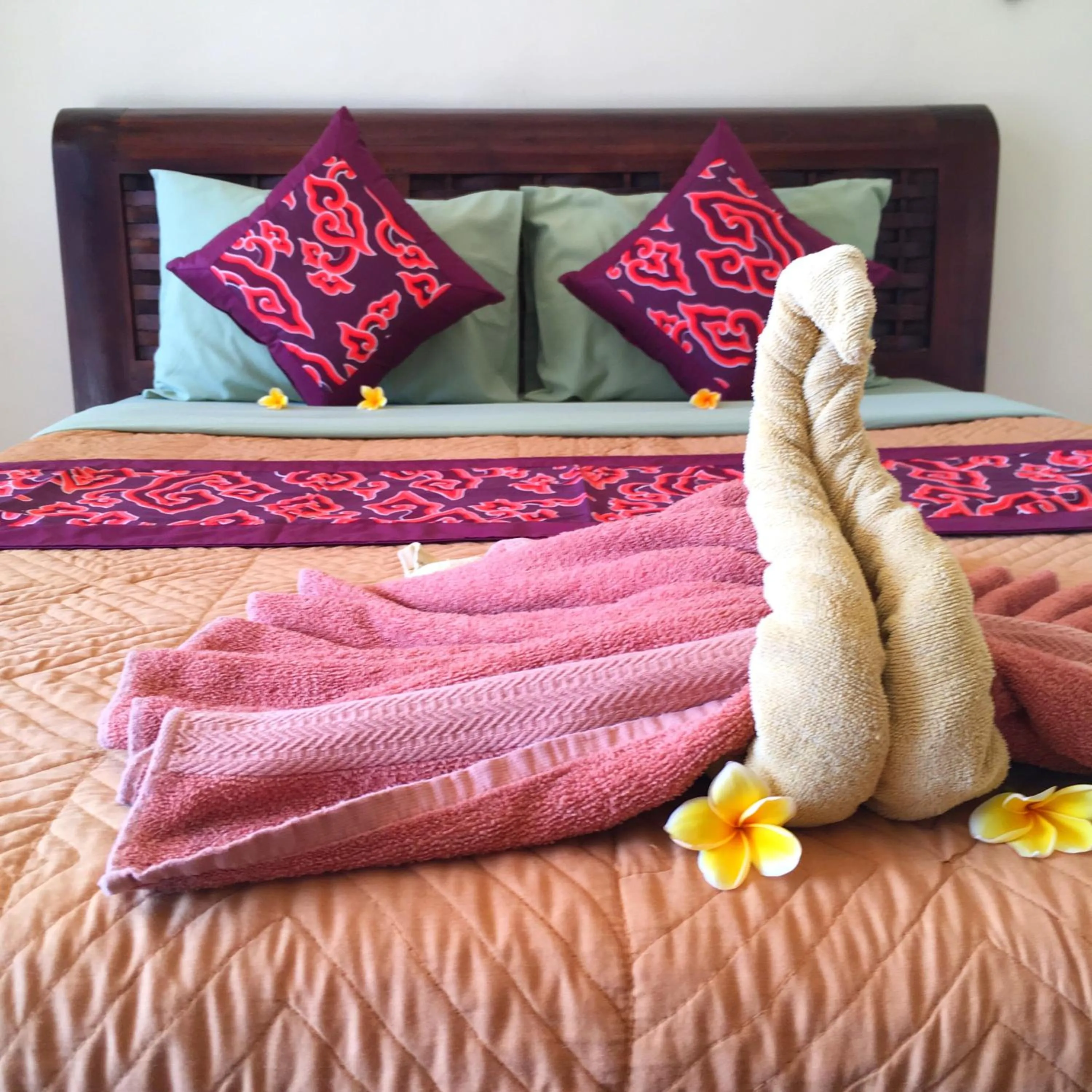 Bed in Merthayasa Bungalows