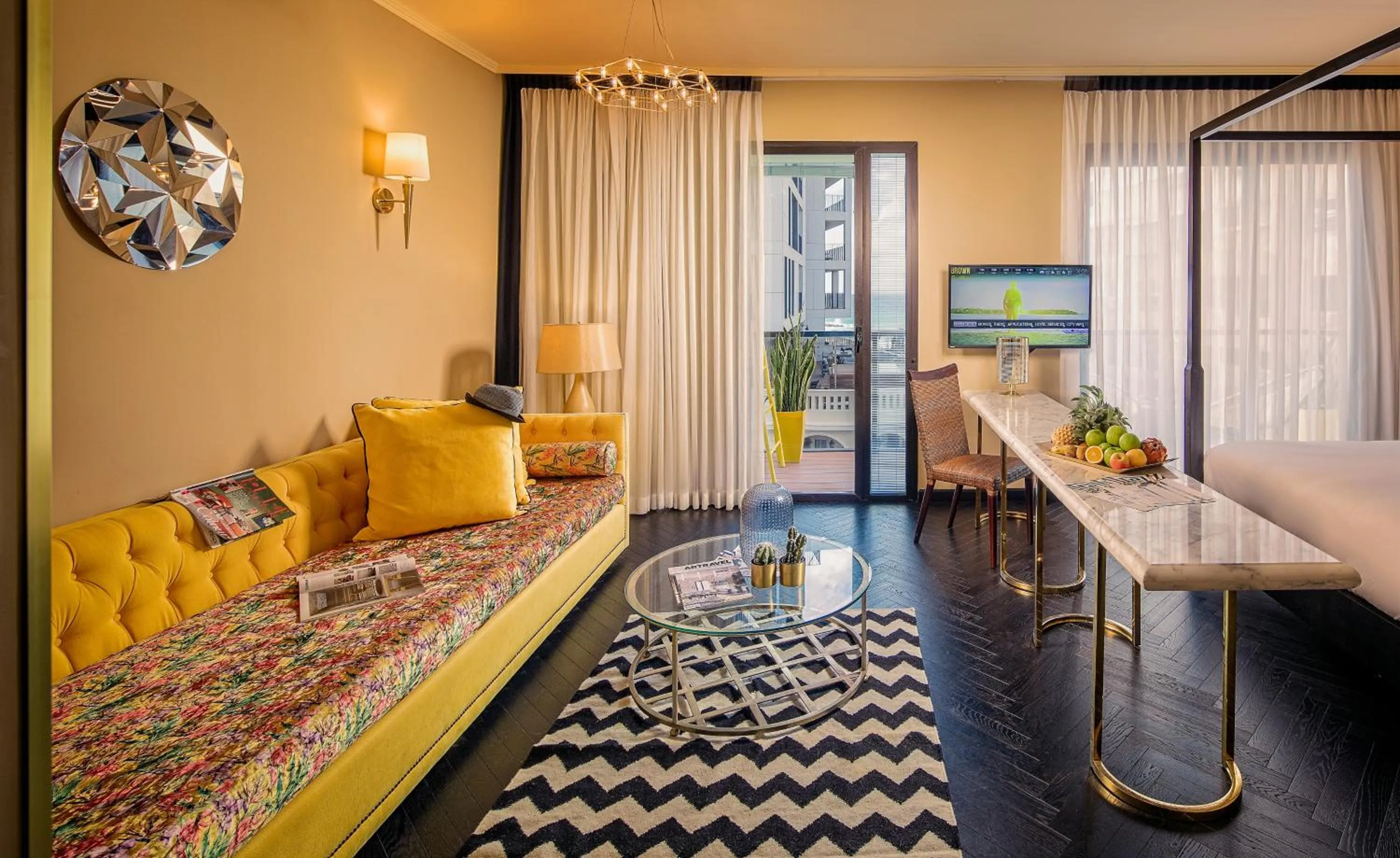 Living room in Brown Beach House Tel-Aviv, a member of Brown Hotels