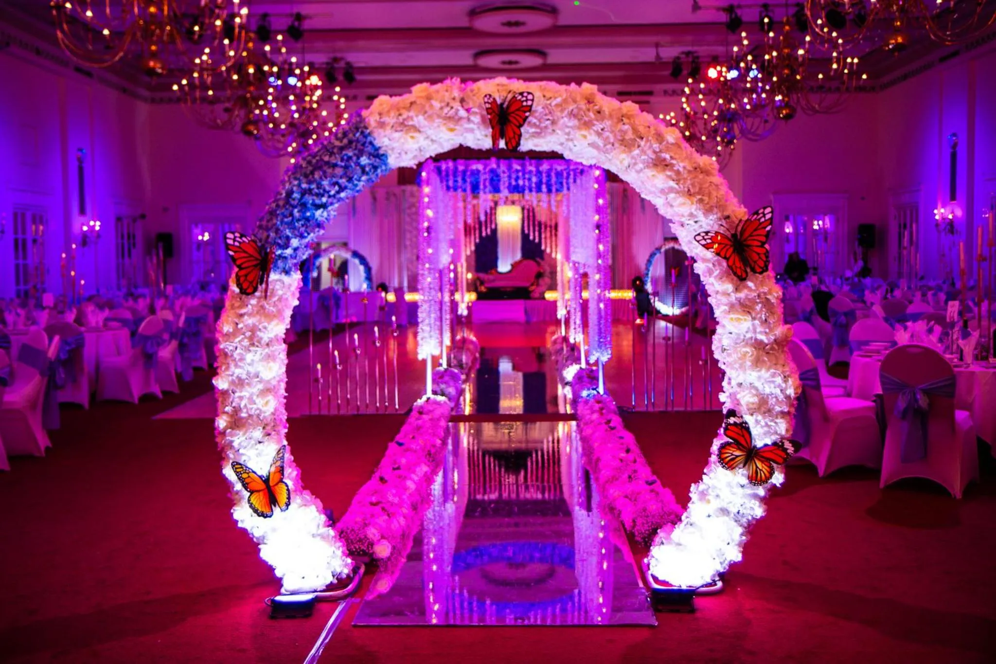 wedding in Adelphi Hotel