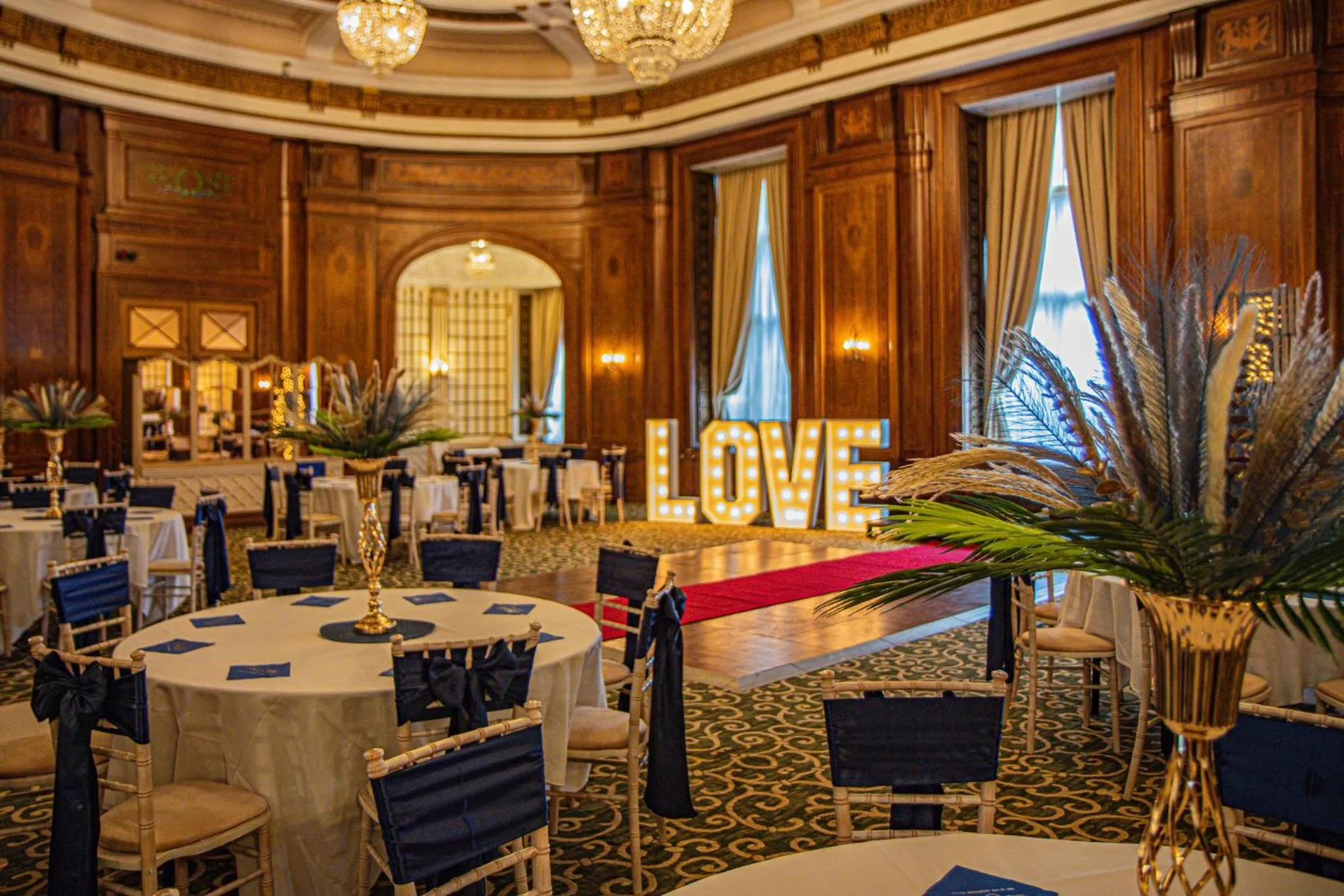 Dinner in Adelphi Hotel