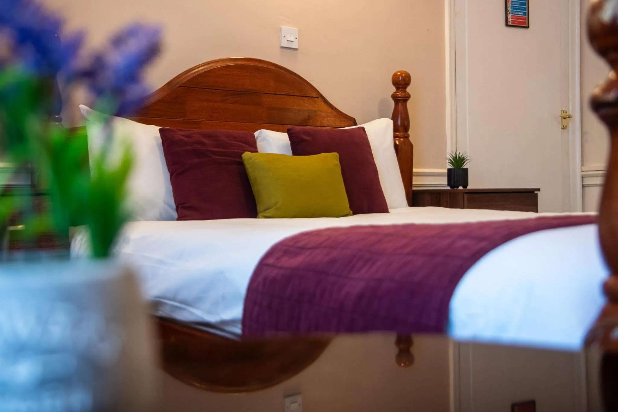 Bed in Adelphi Hotel