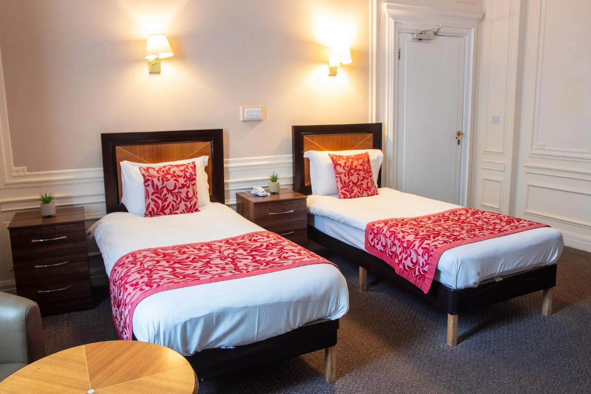 Bed in Adelphi Hotel