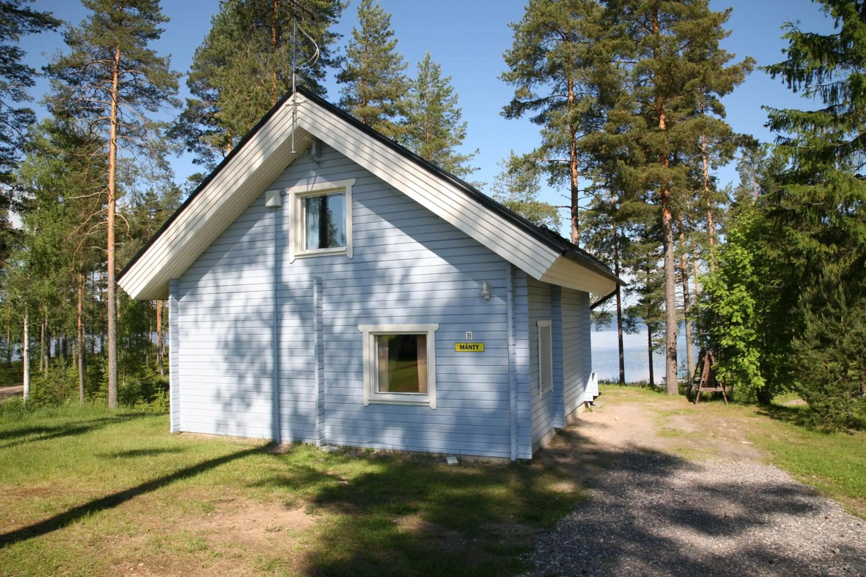 Property building in Lossisaari Tourist Center