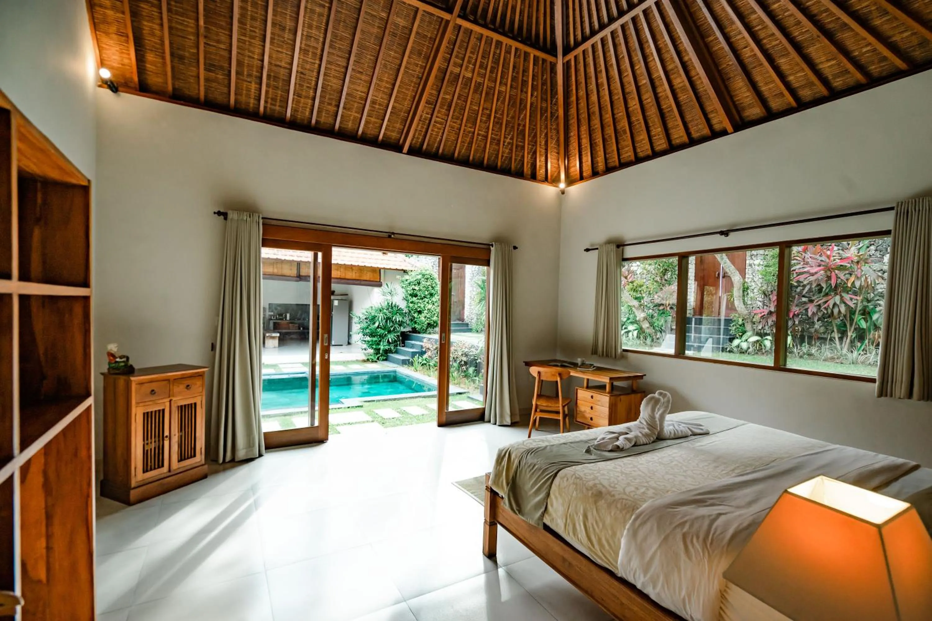 Photo of the whole room, Bed in Casa Margarita Bali