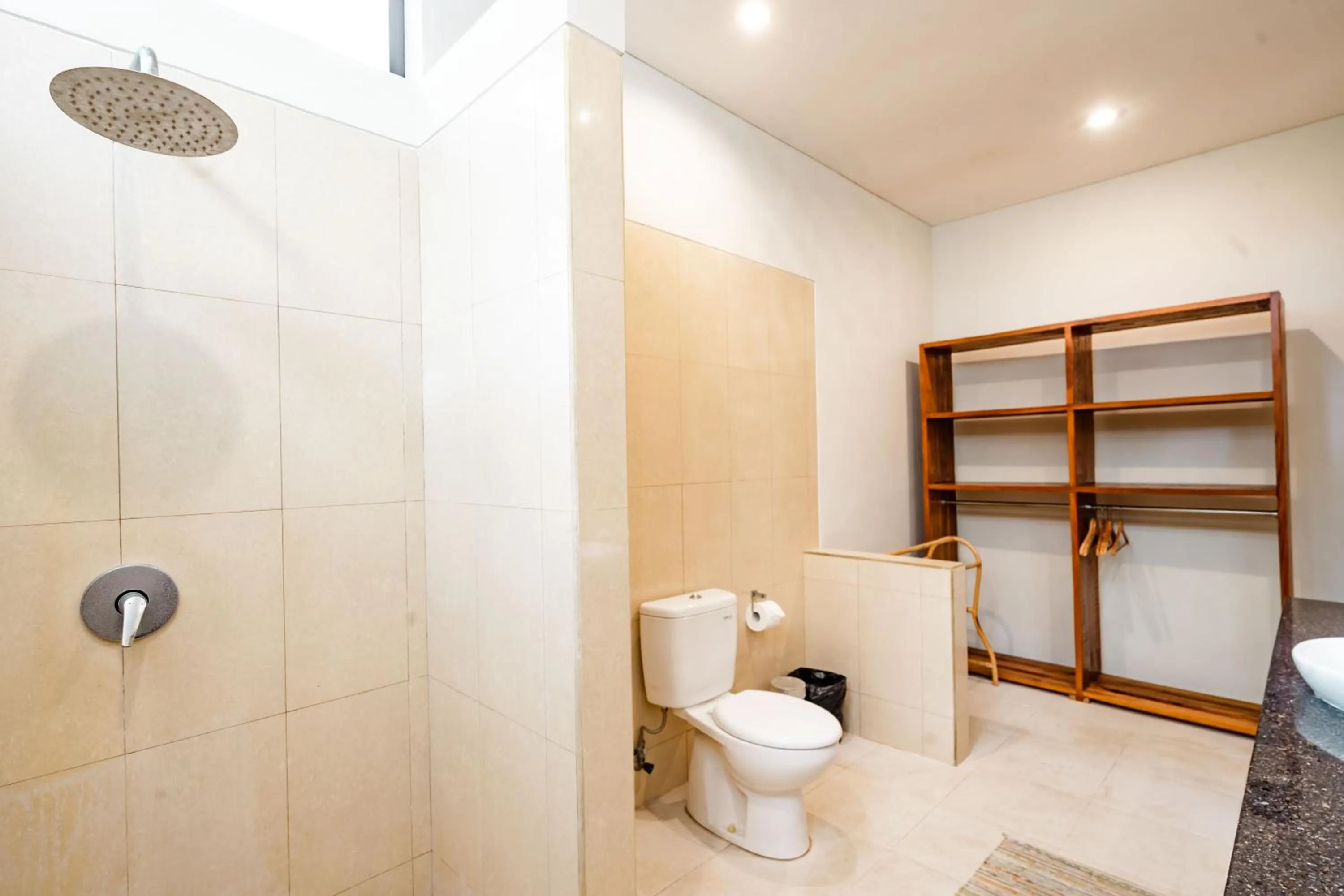 Shower in Casa Margarita Bali