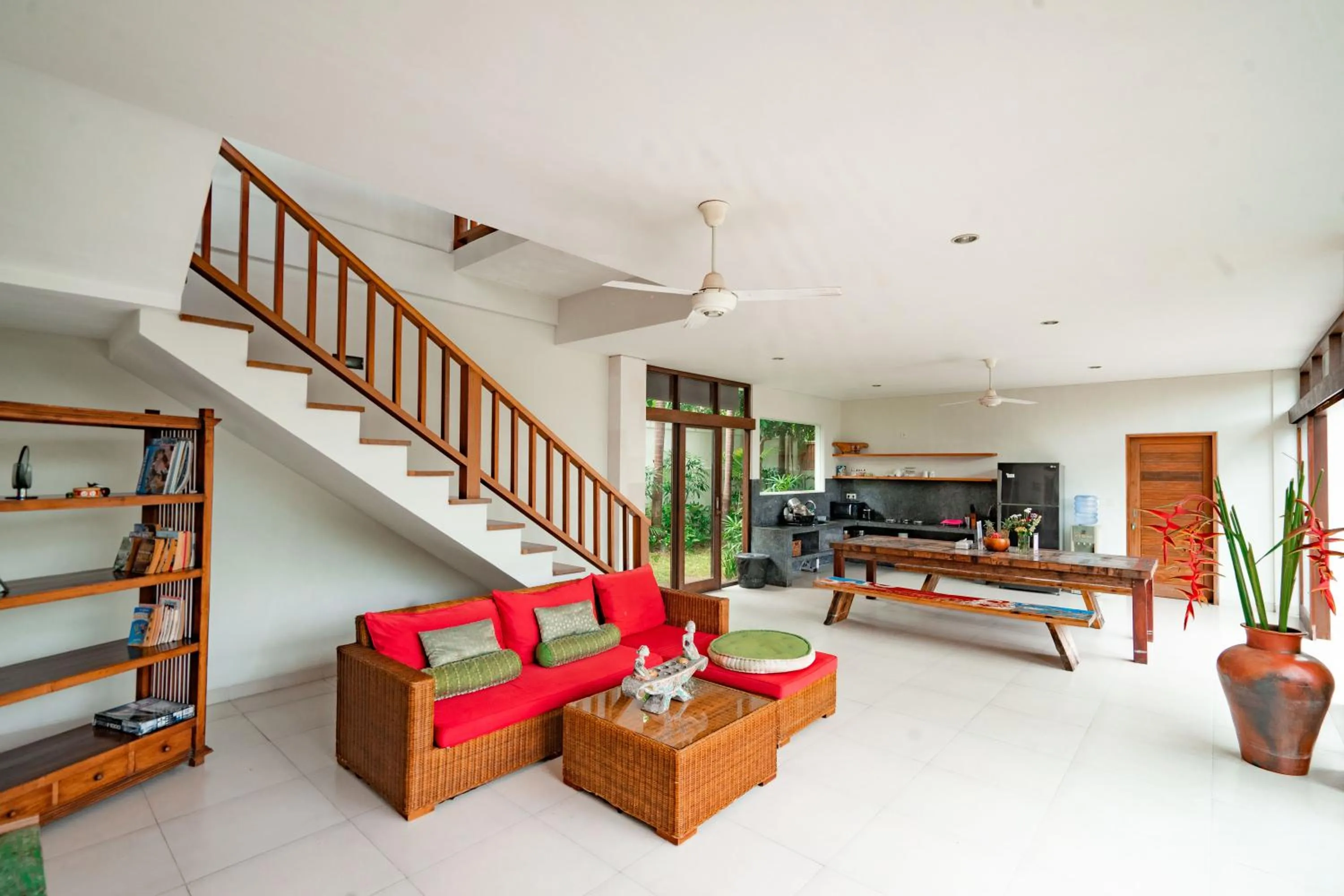 Kitchen or kitchenette in Casa Margarita Bali