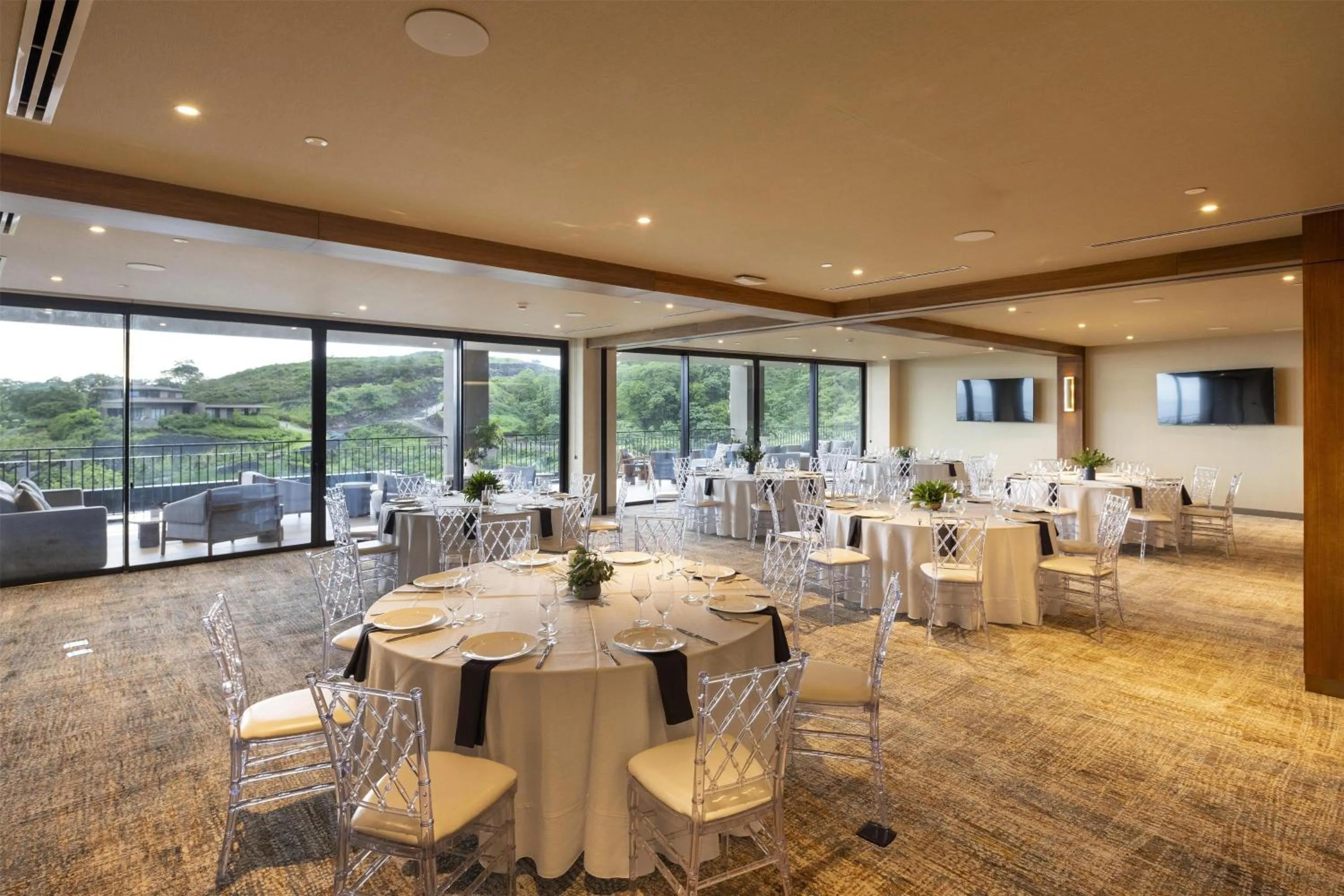 Meeting/conference room in Waldorf Astoria Costa Rica Punta Cacique