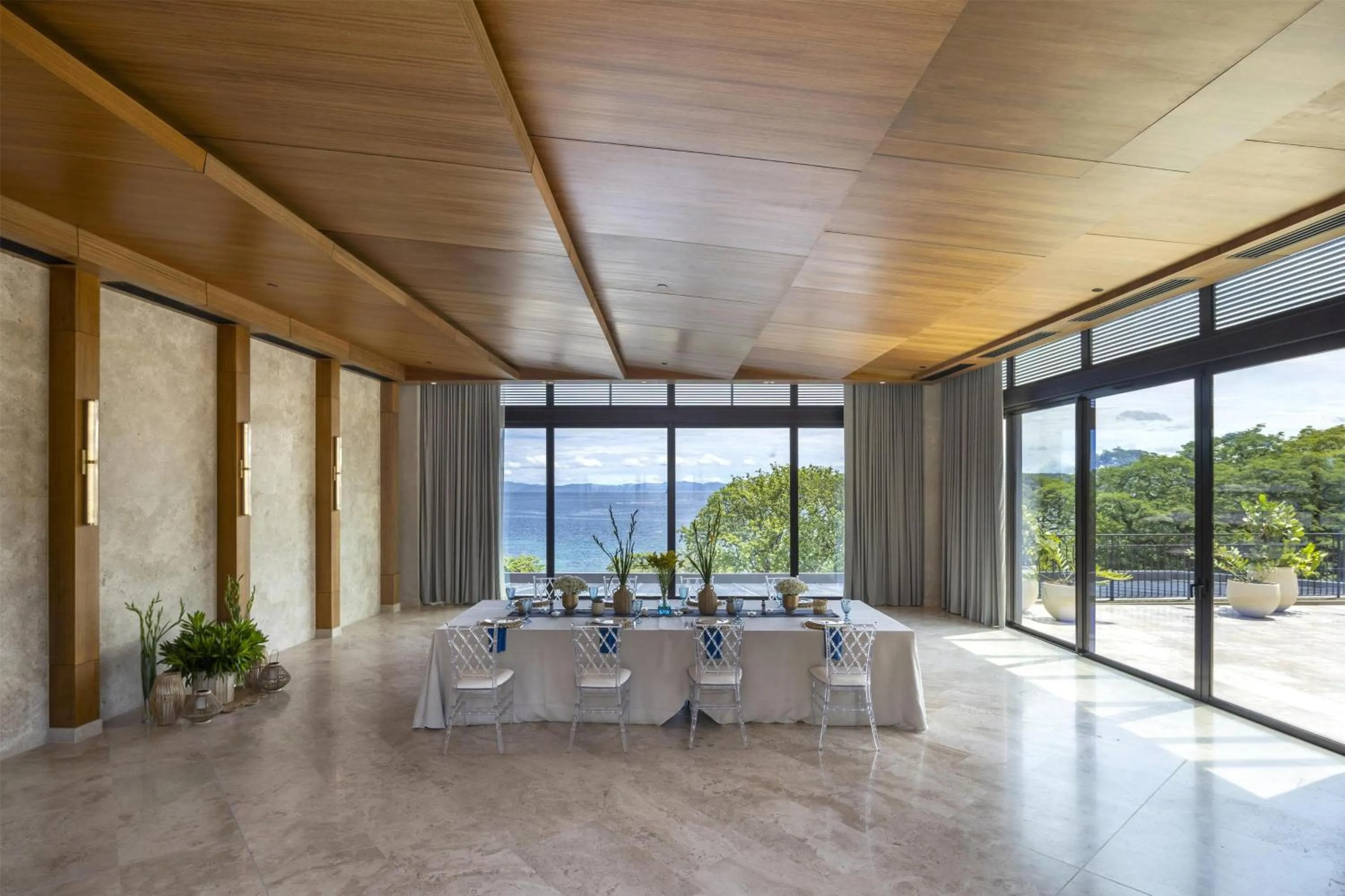 Meeting/conference room in Waldorf Astoria Costa Rica Punta Cacique