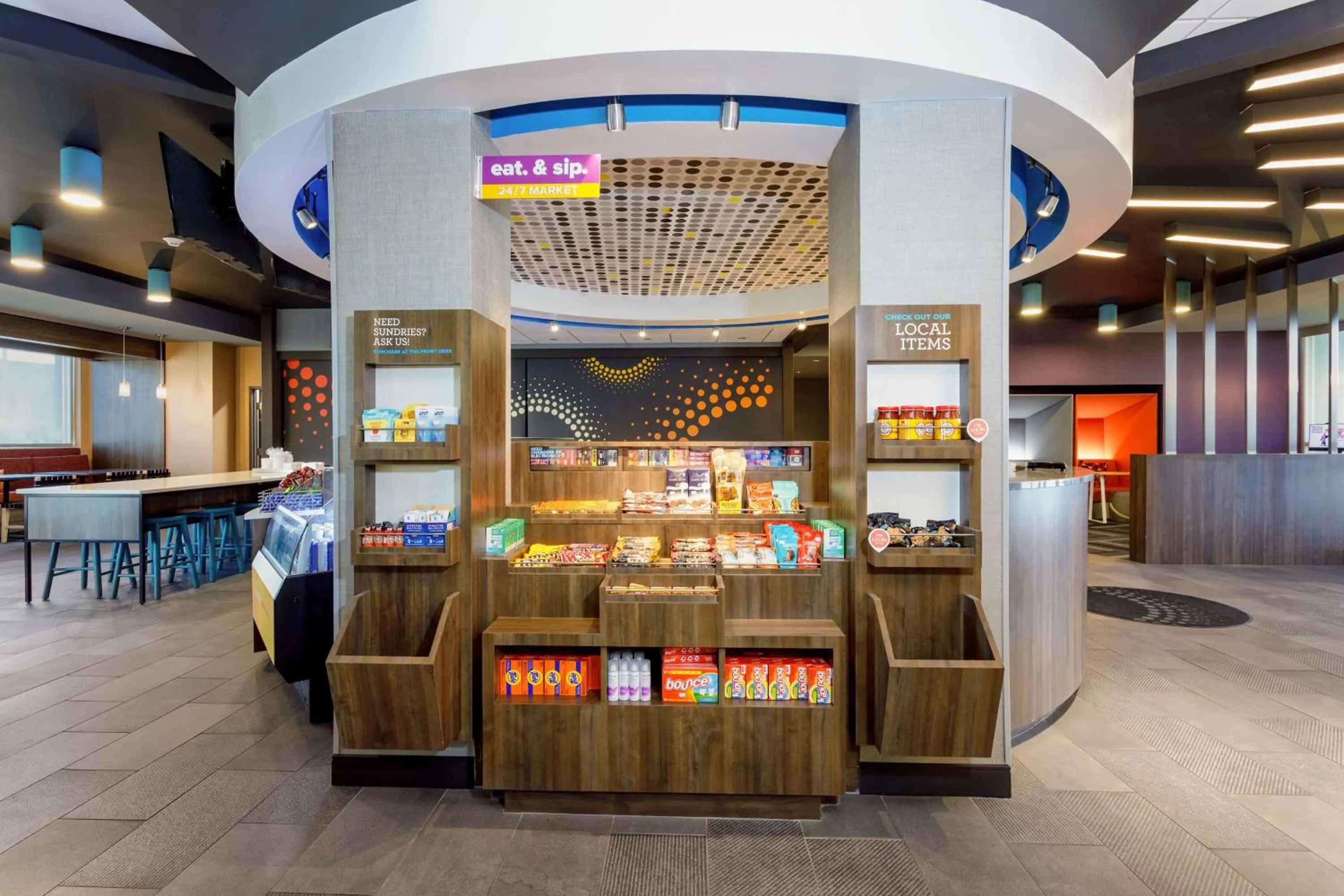 Restaurant/places to eat in Tru By Hilton Panama City Beach