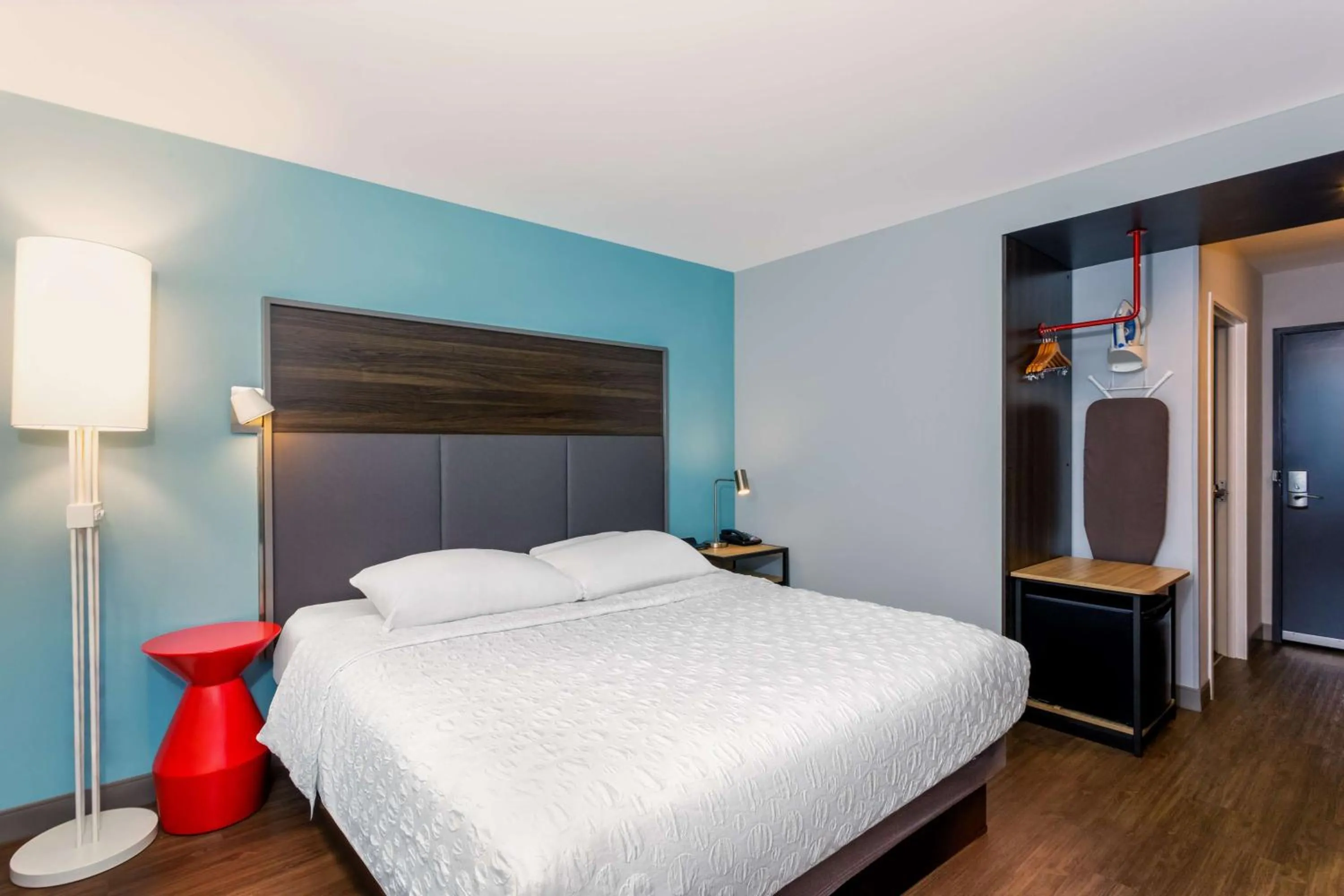 Photo of the whole room, Bed in Tru By Hilton Panama City Beach