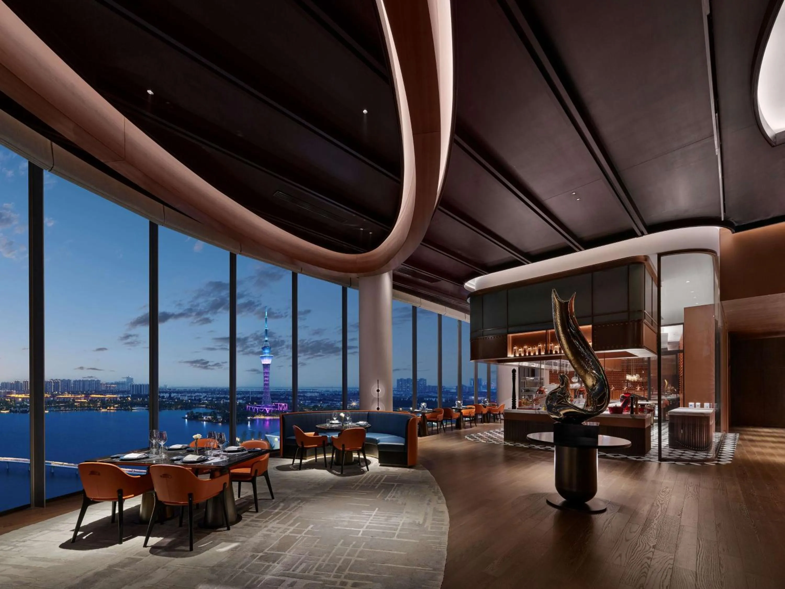 Lounge or bar in Hilton Changshu