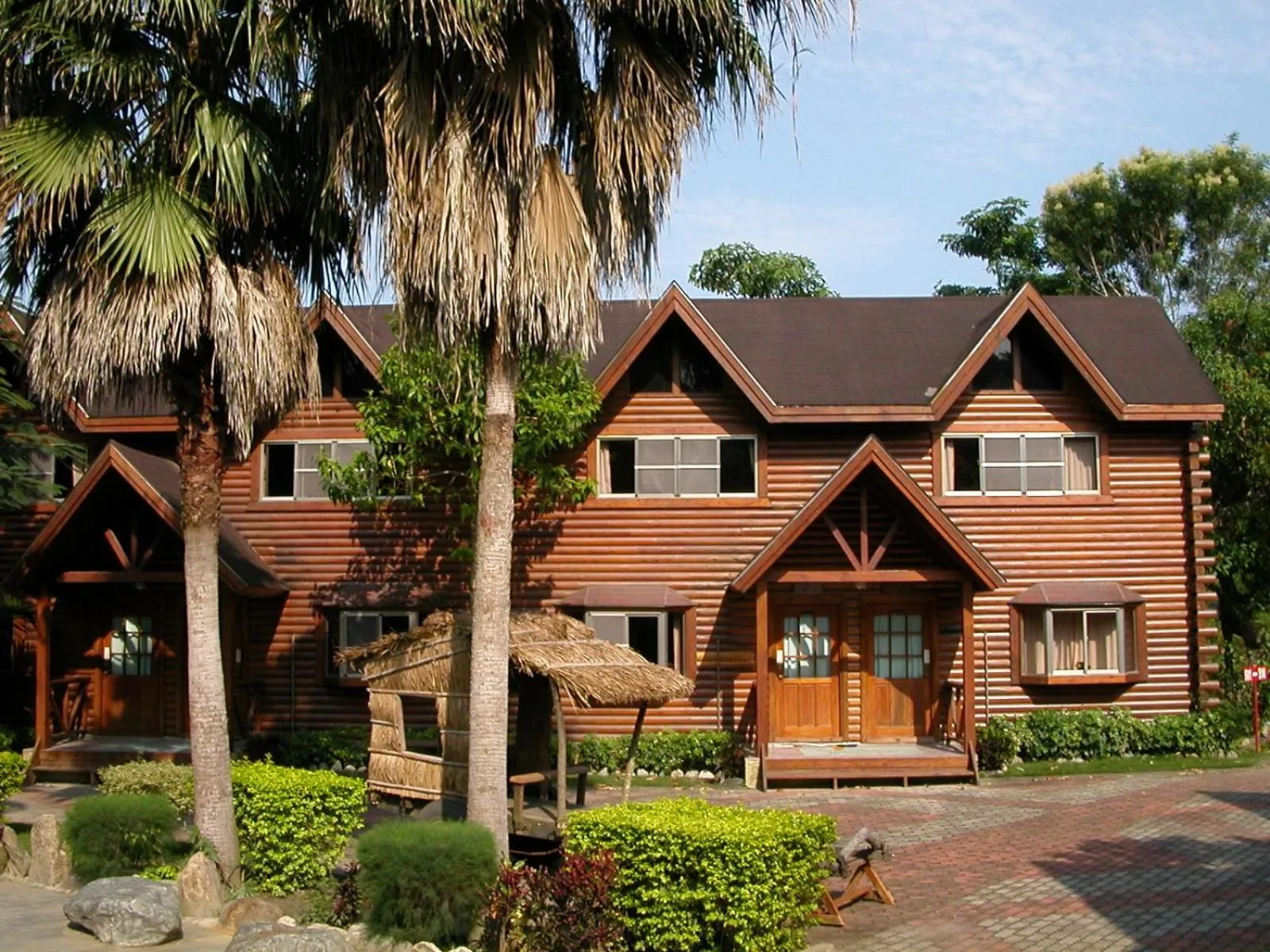 Property building in Master Bear Resort