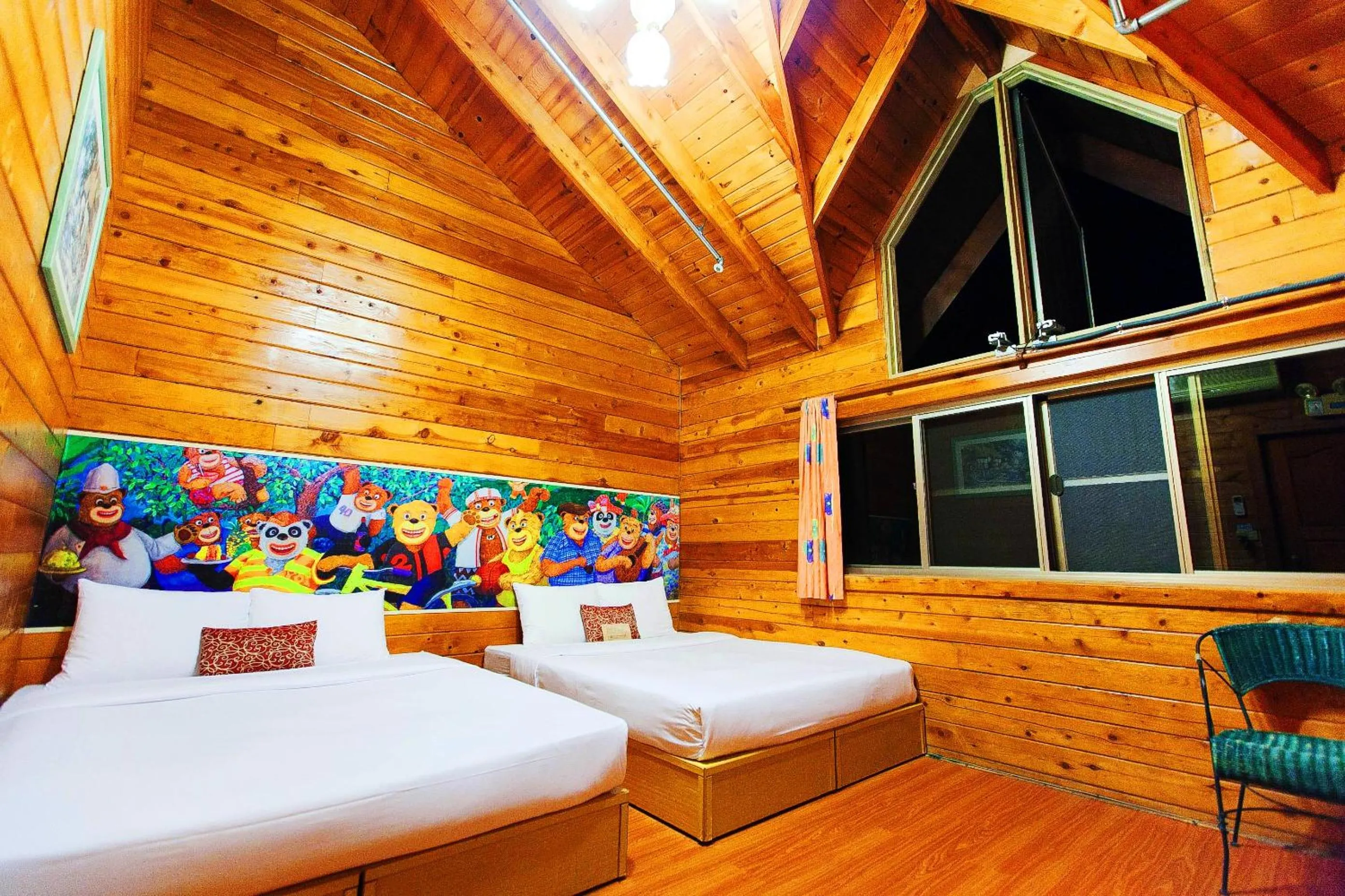 Bed in Master Bear Resort