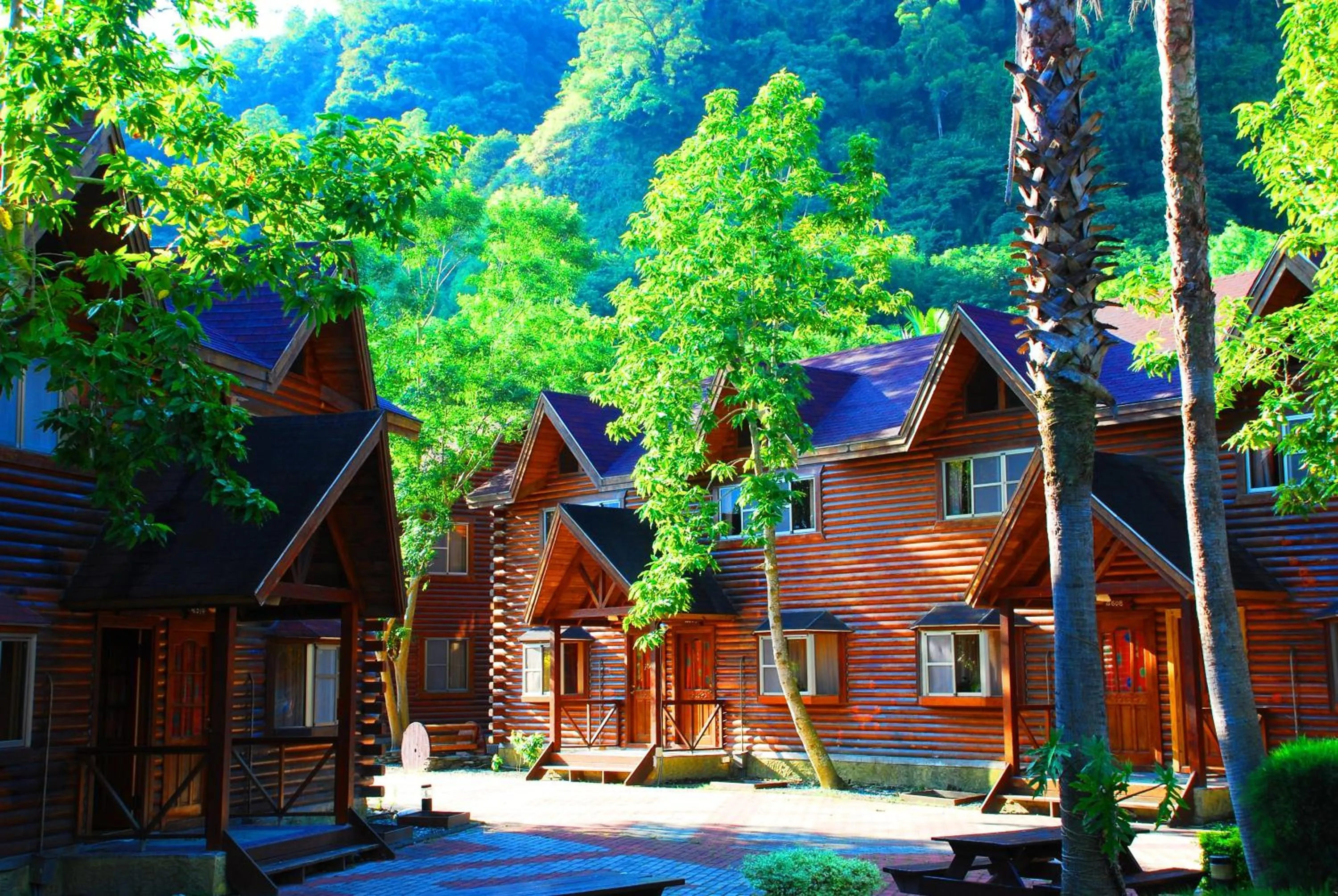Property building in Master Bear Resort