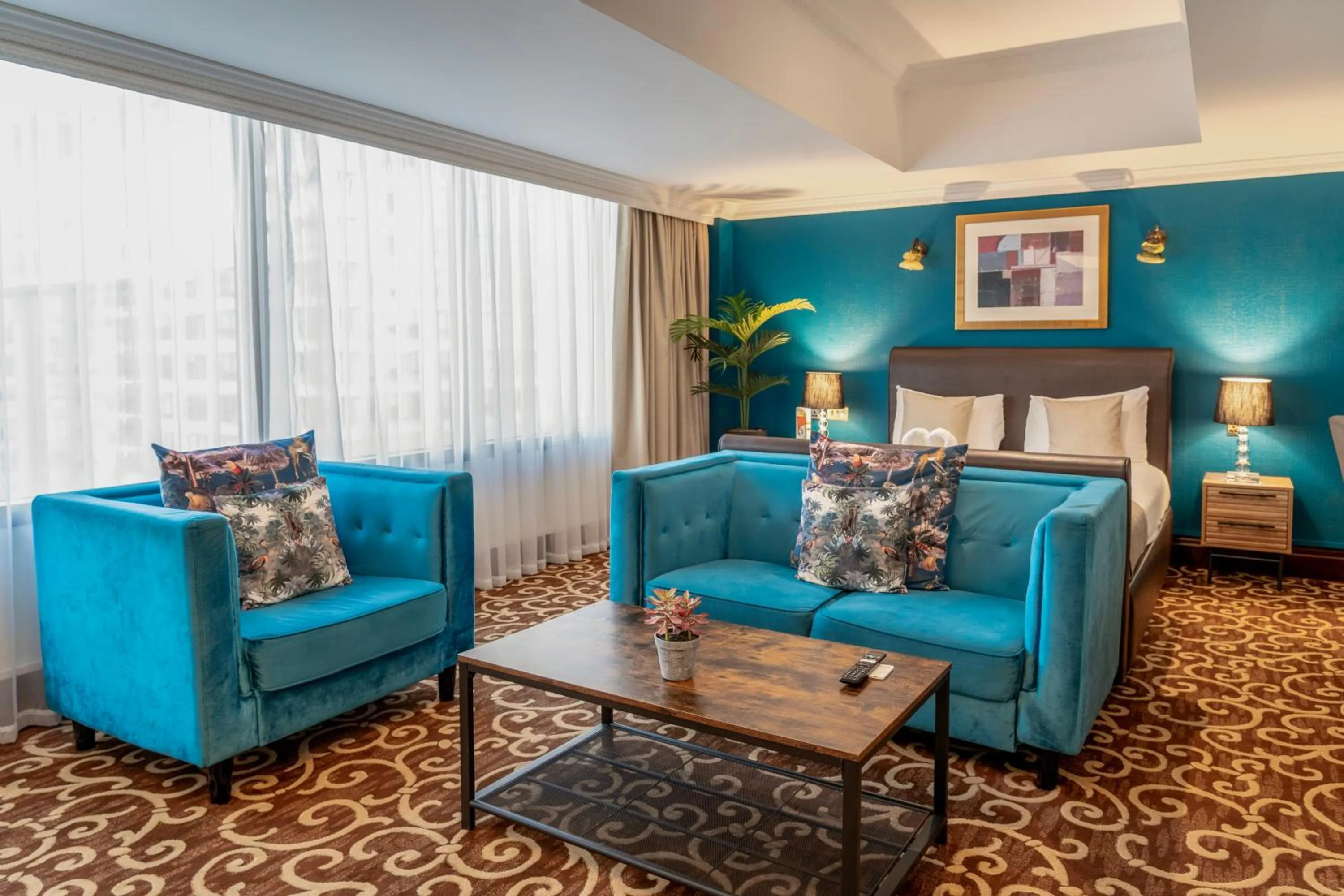 Seating area in Britannia International Hotel Canary Wharf