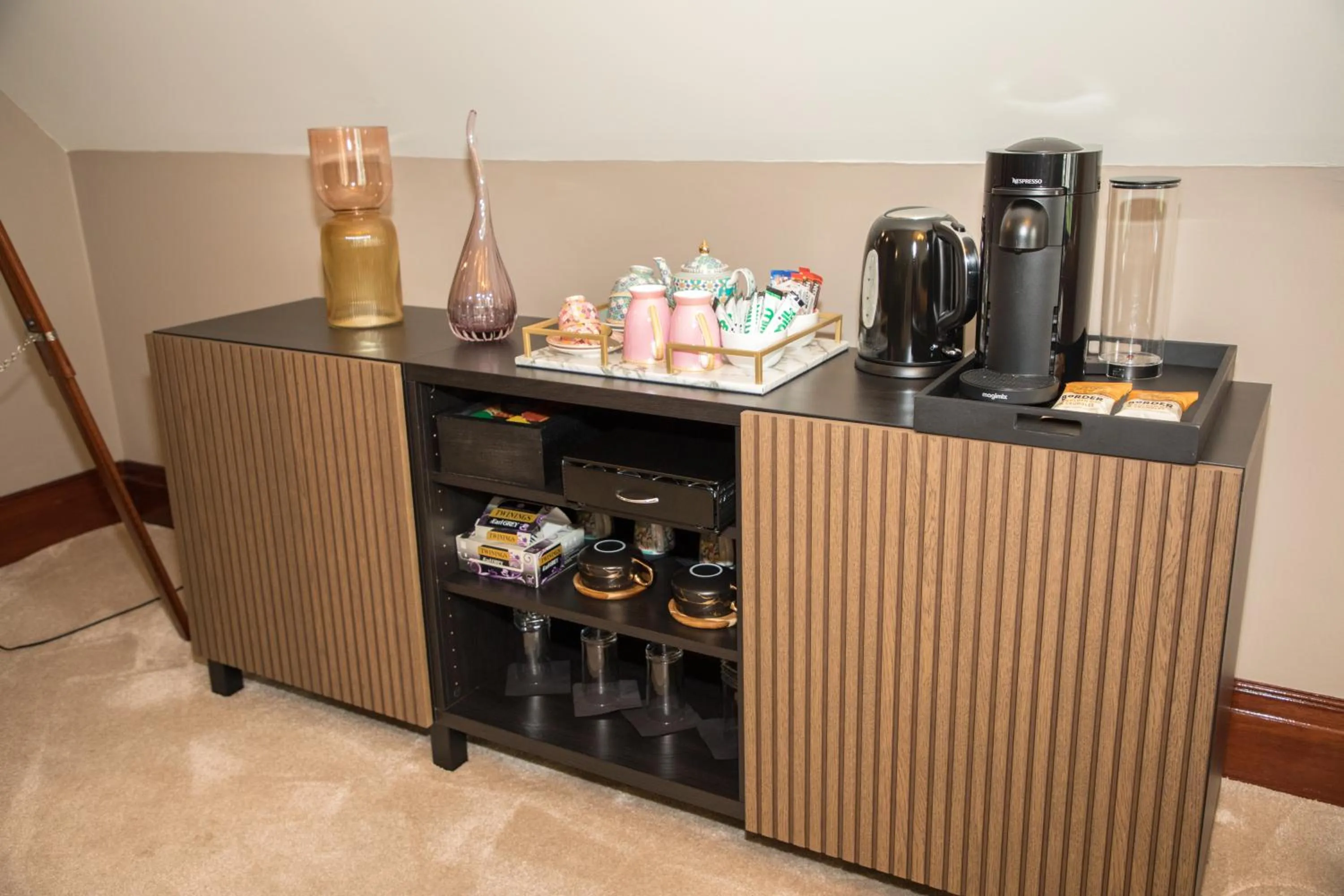 Coffee/tea facilities in Britannia International Hotel Canary Wharf