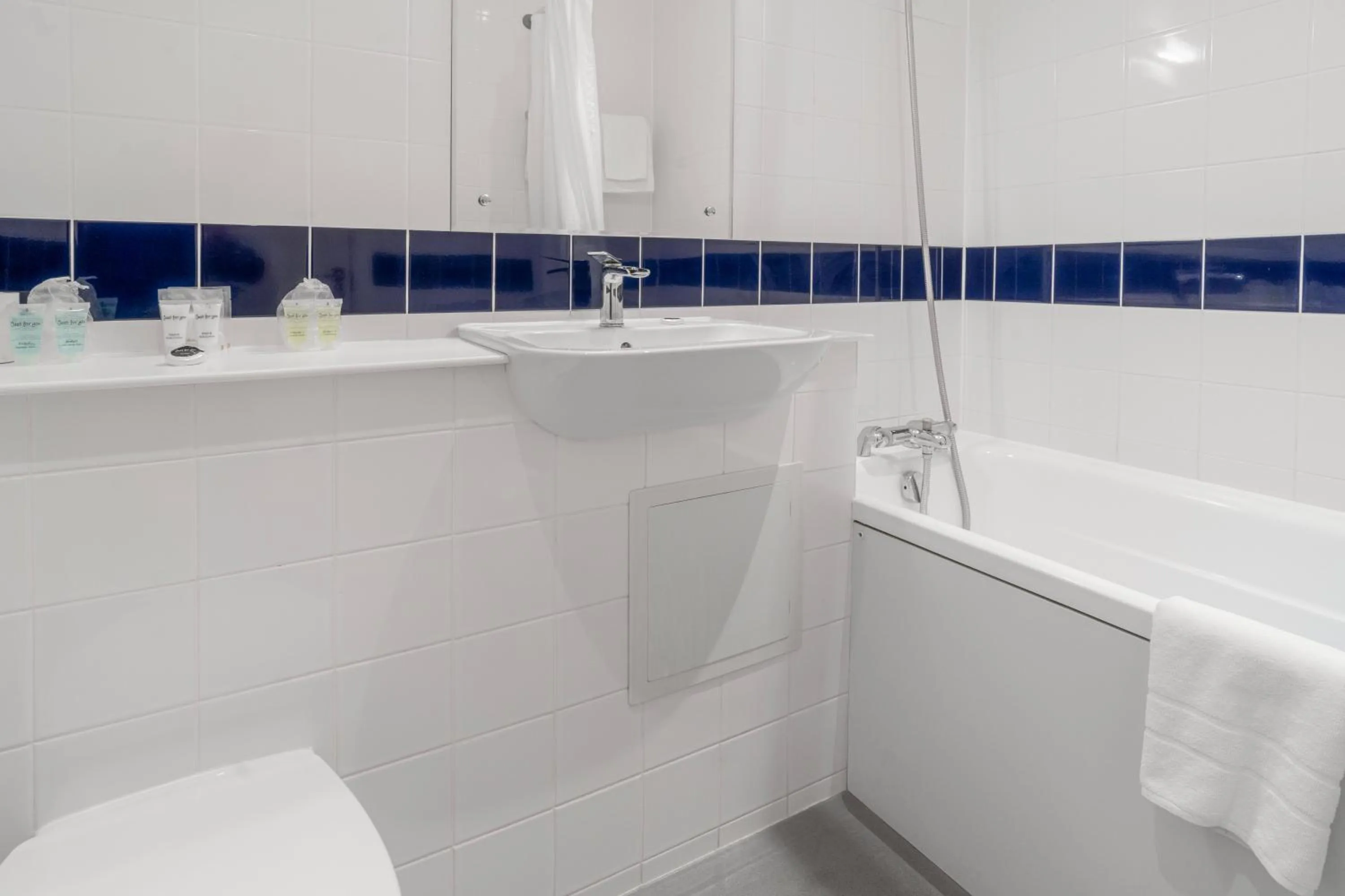 Bathroom in Britannia International Hotel Canary Wharf