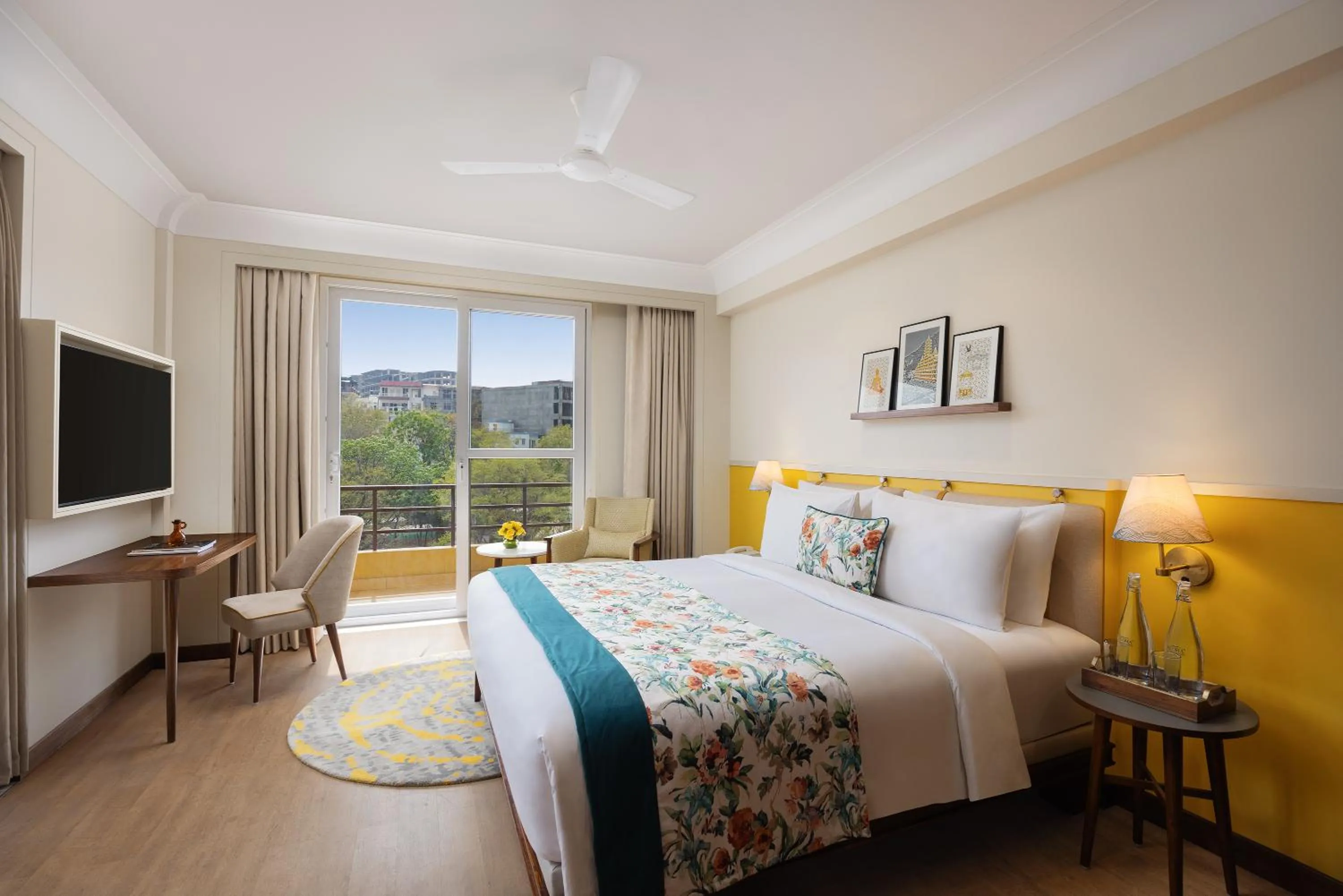 Bedroom, Bed in Aloha On The Ganges by Leisure Hotels