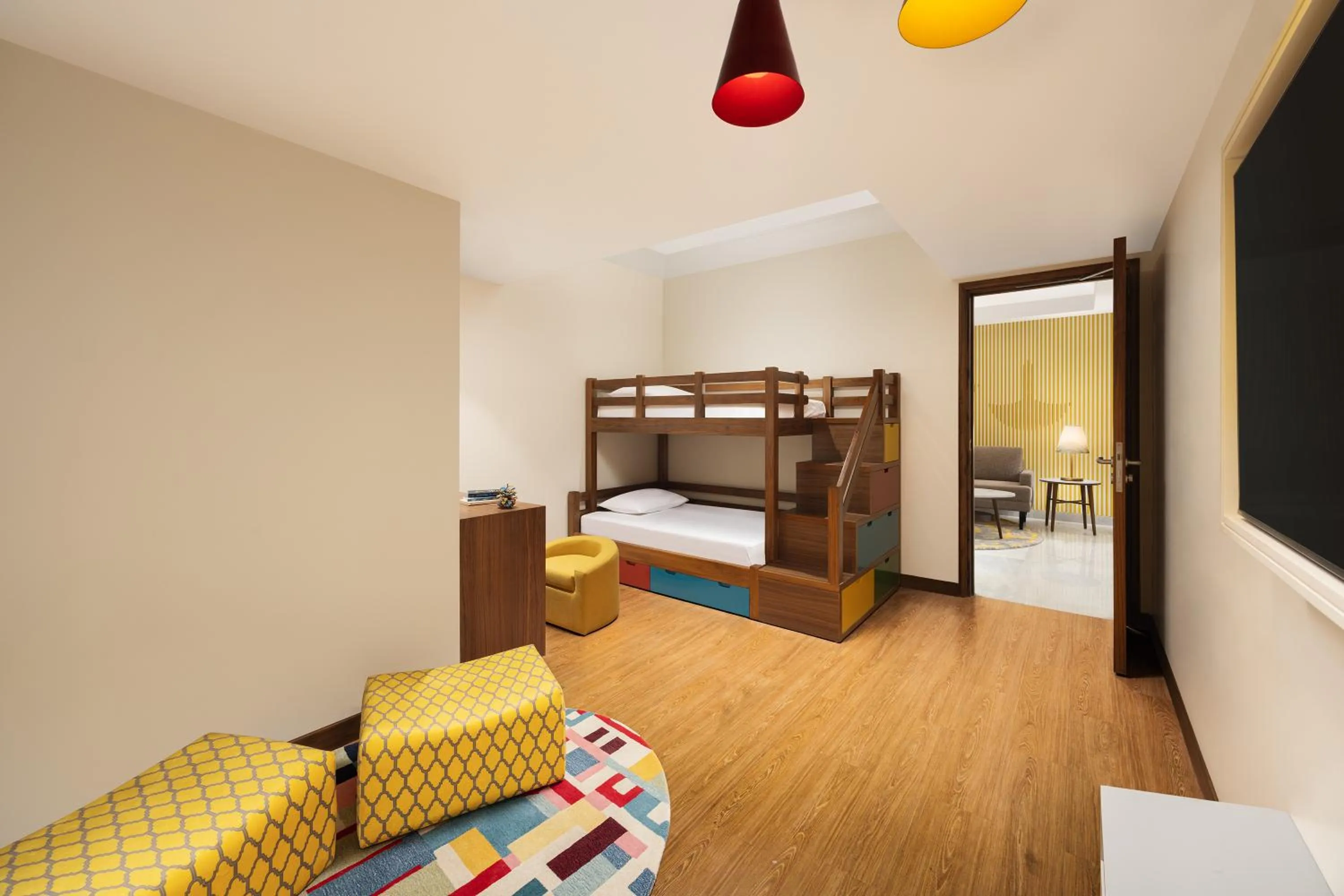 Bedroom, Bed in Aloha On The Ganges by Leisure Hotels