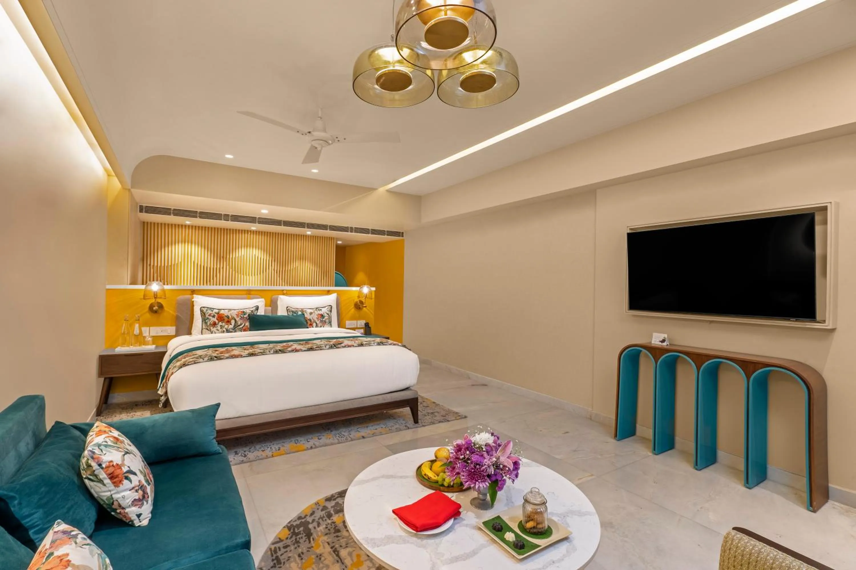 Photo of the whole room, Bed in Aloha On The Ganges by Leisure Hotels