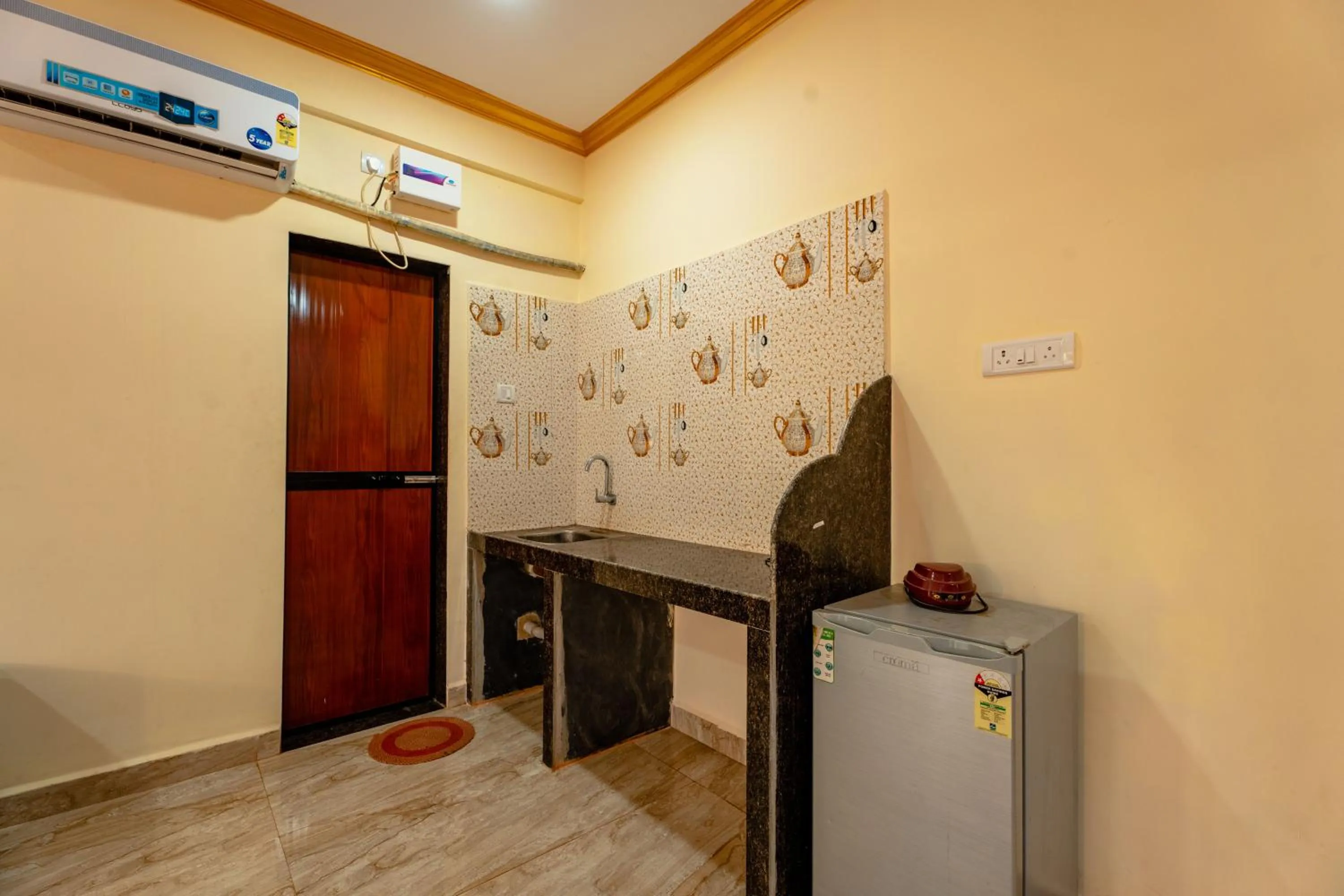 Kitchen or kitchenette in Tropical Beach Walk