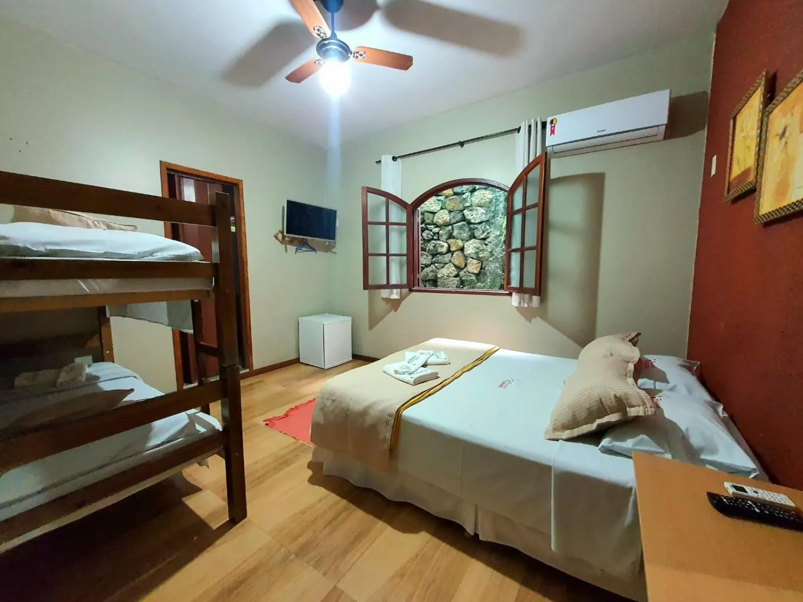 Bed in Pousada Tuiuiu