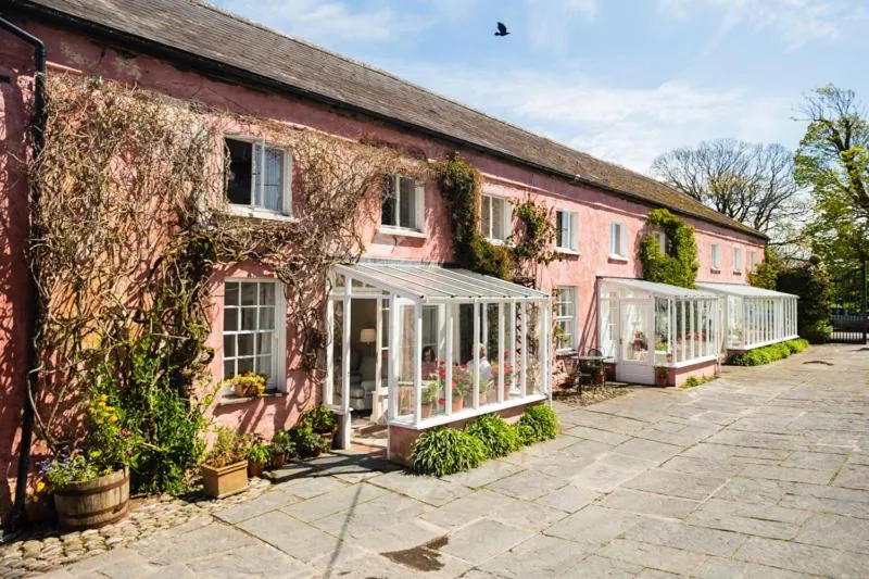 Inner courtyard view in Ballymaloe House Hotel
