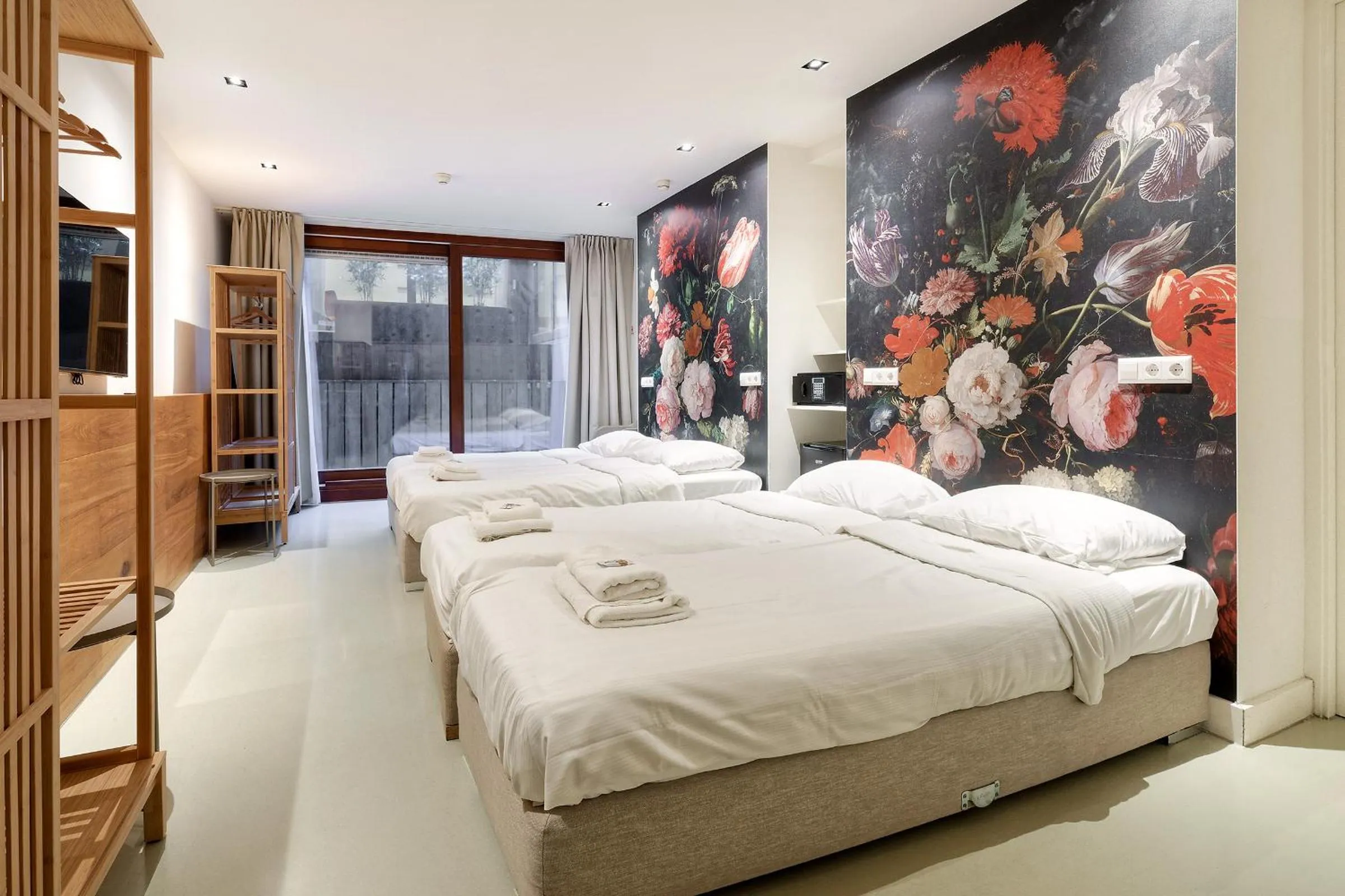 Bed in Marnix360apartments The Mansion Suites