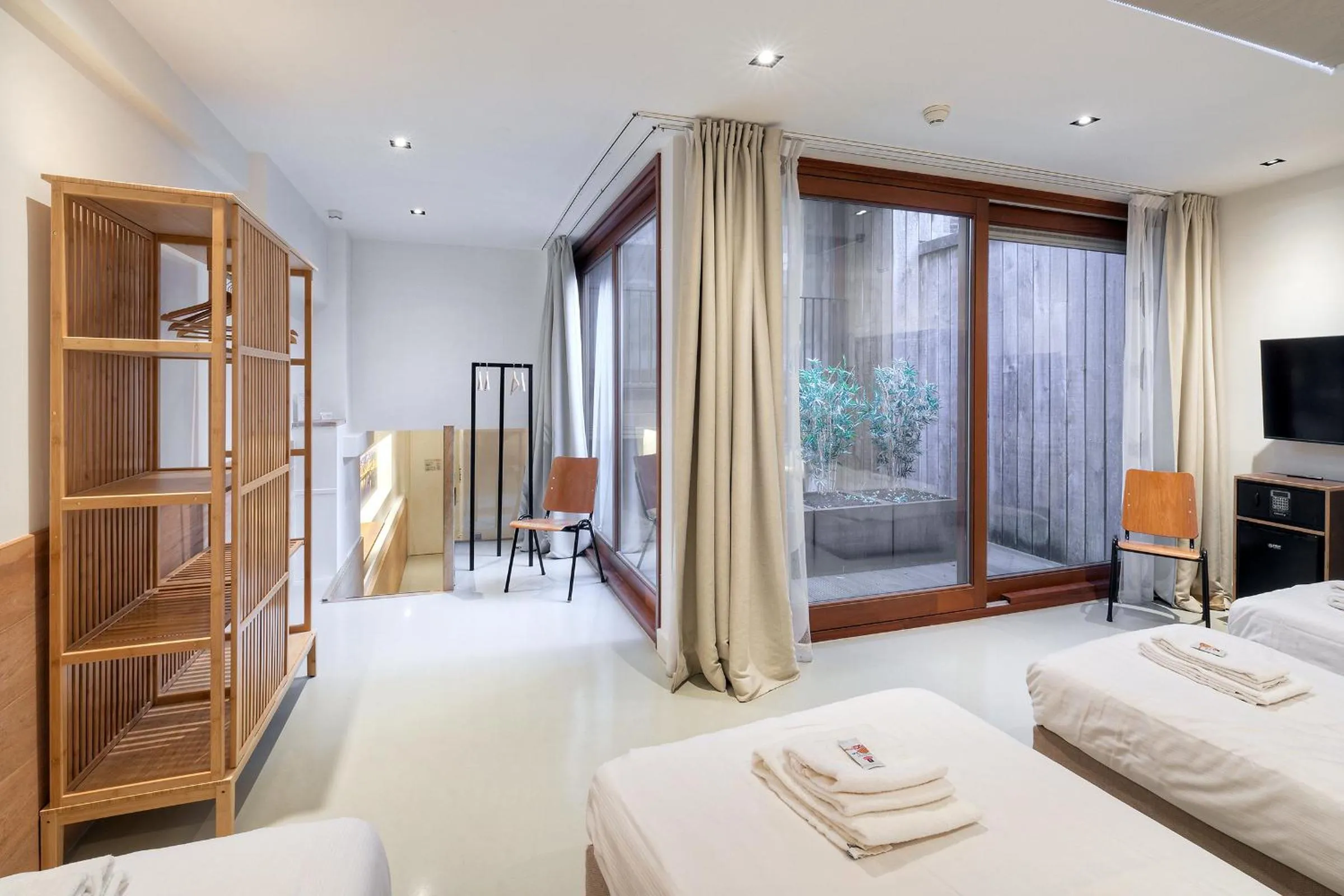 Bed in Marnix360apartments The Mansion Suites