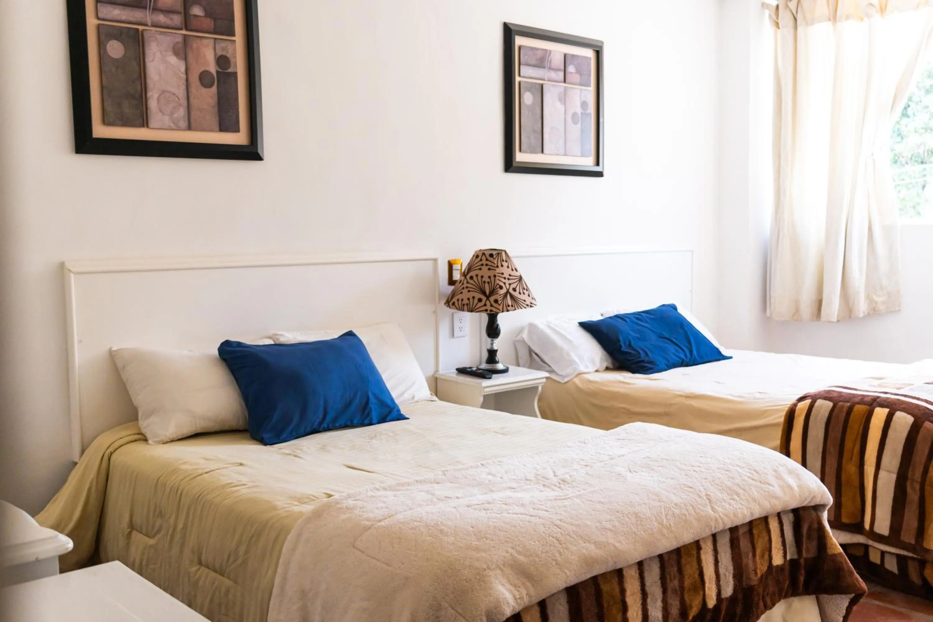 Twin Room in SOLACHE INN