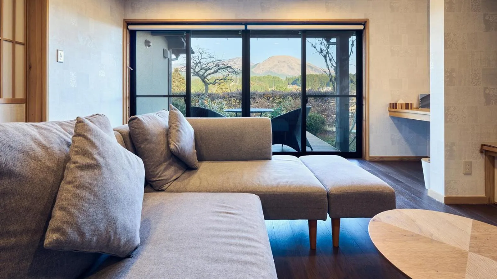 Standard Twin Room with Mountain View in Tawarayama Onsen Ryokan Minawa