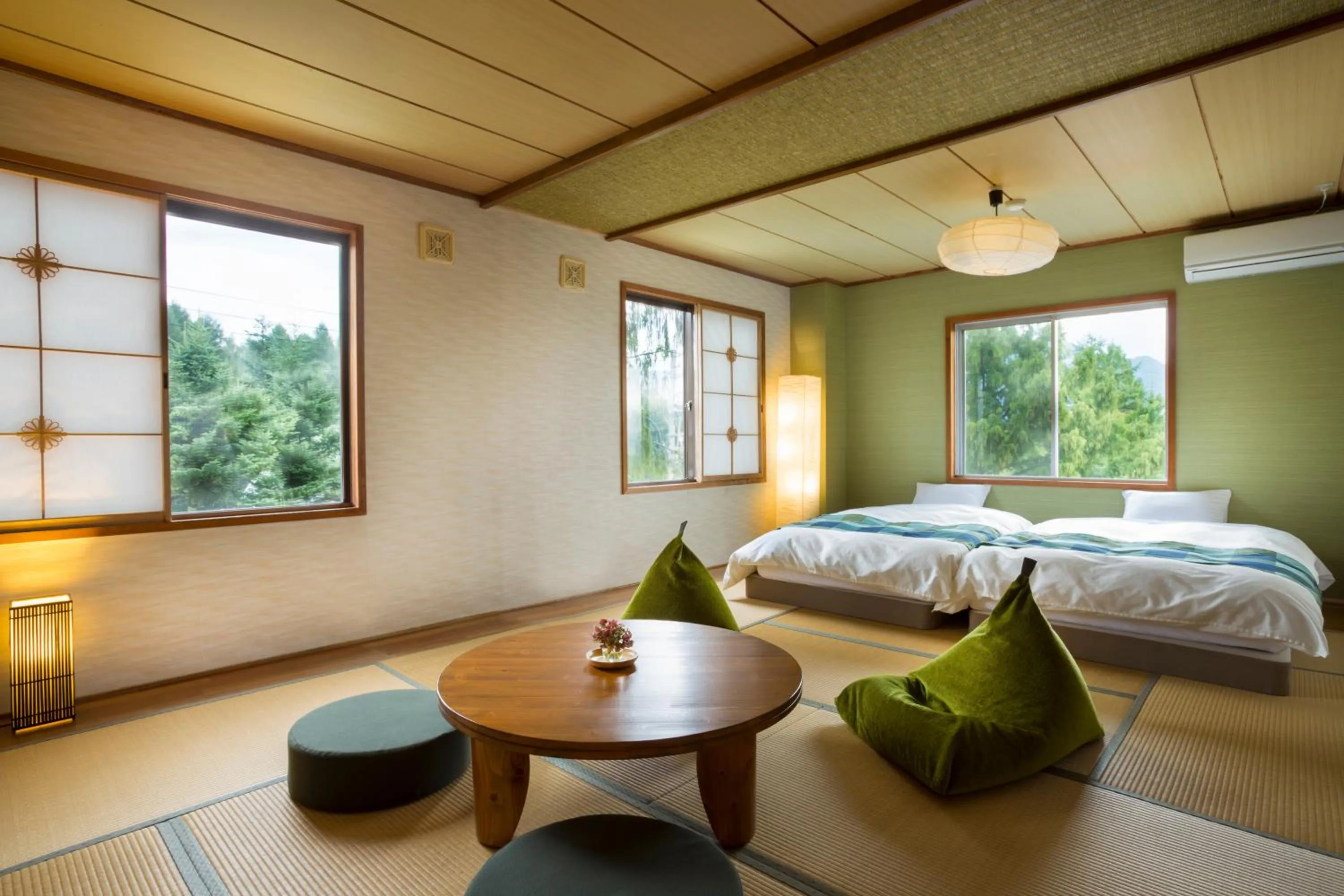 Photo of the whole room, Bed in Hotel Hakuba Berghaus