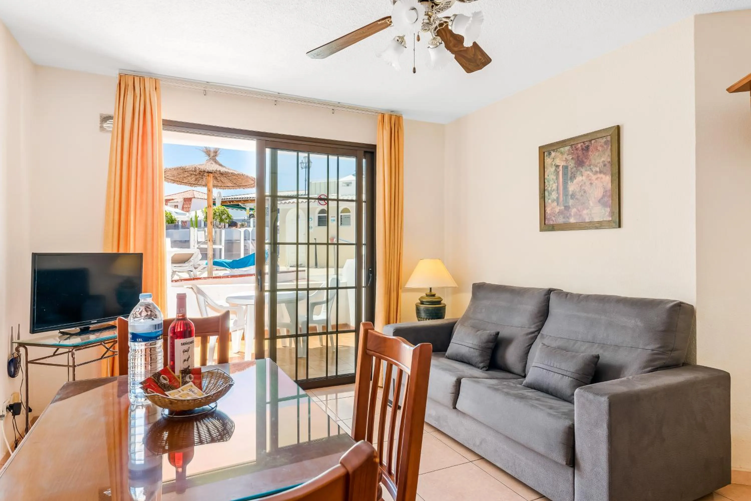 Living room in Club Tenerife Apartments