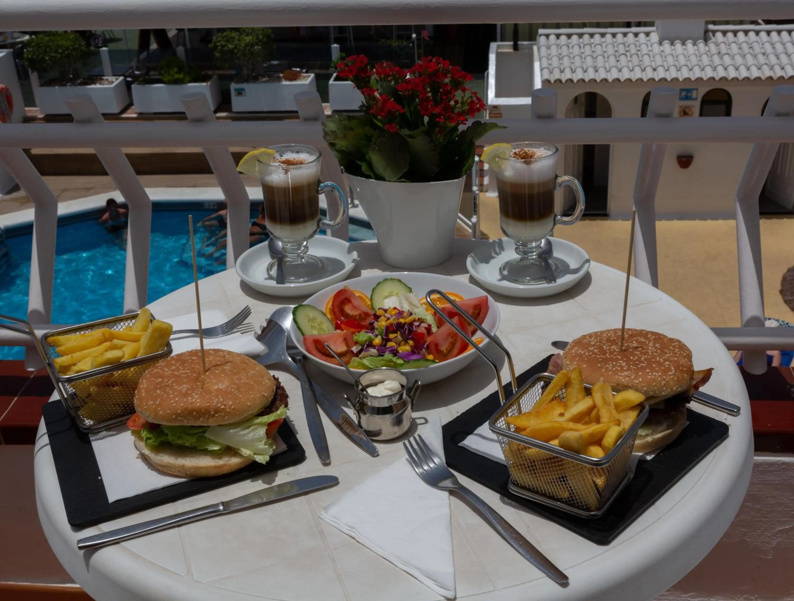 Lunch in Club Tenerife Apartments