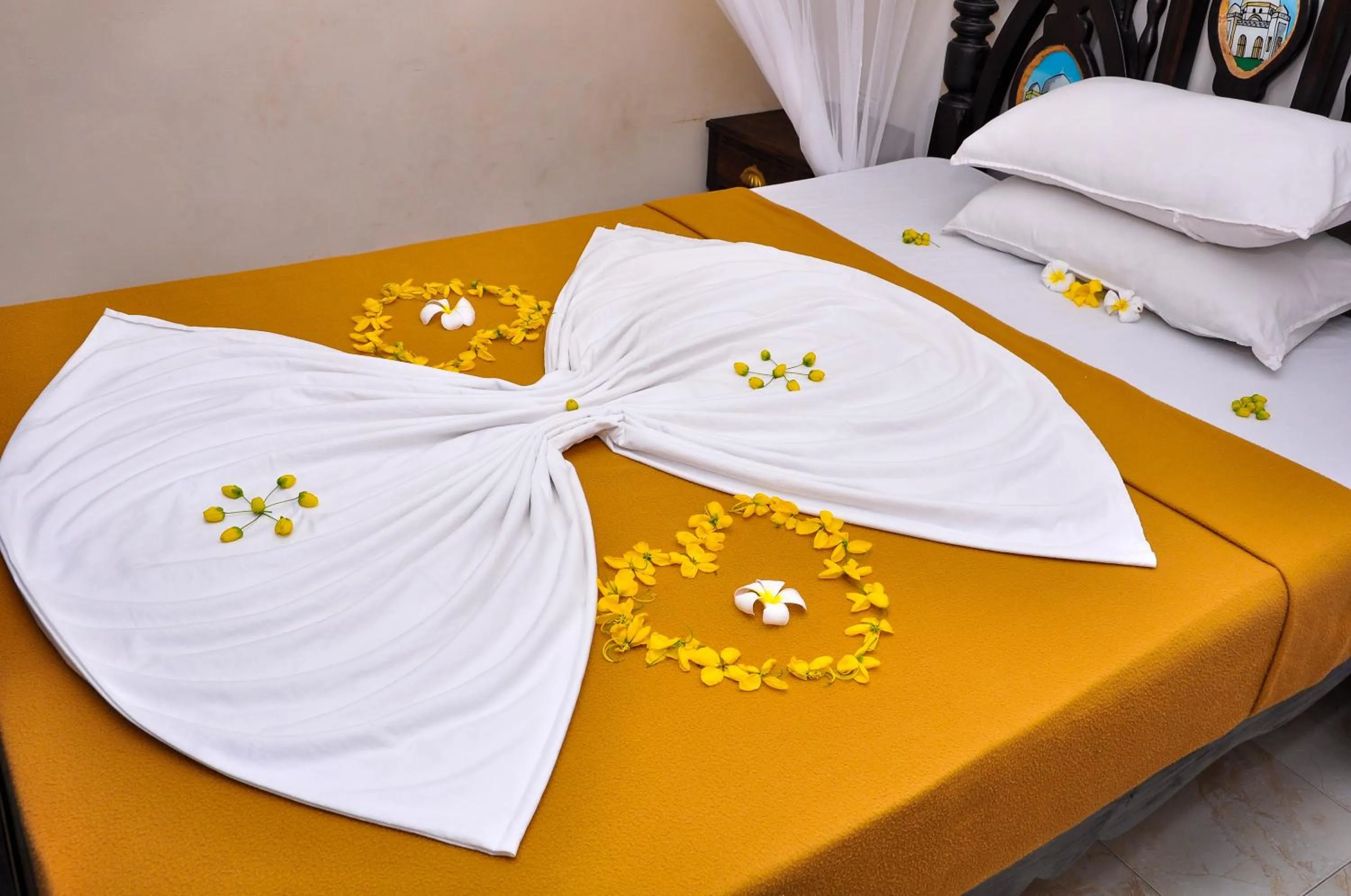 Bed in Forodhani Park Hotel