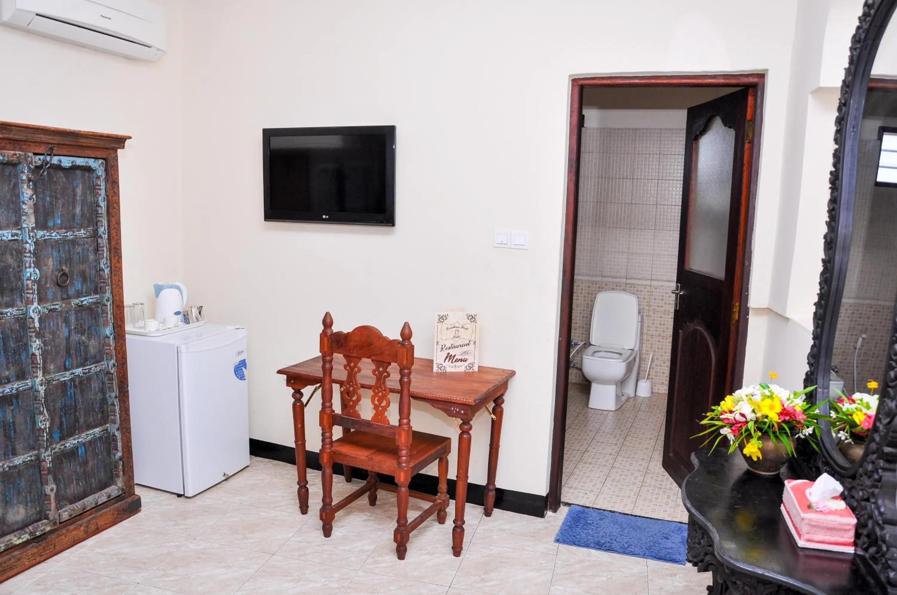 Forodhani Park Hotel