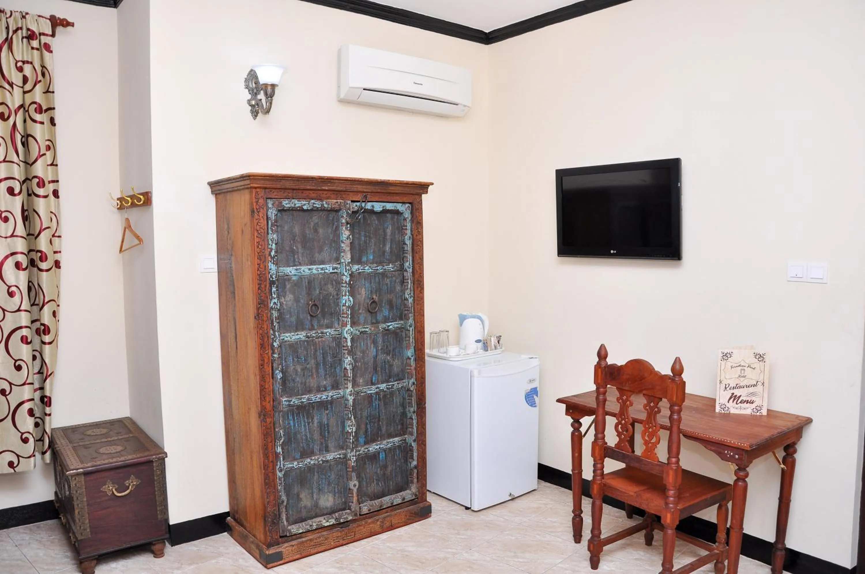 Forodhani Park Hotel