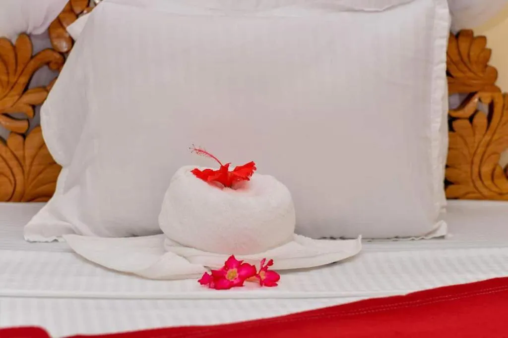 Bed in Forodhani Park Hotel