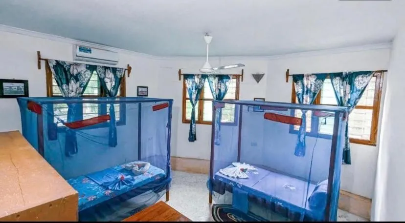 Mwana House