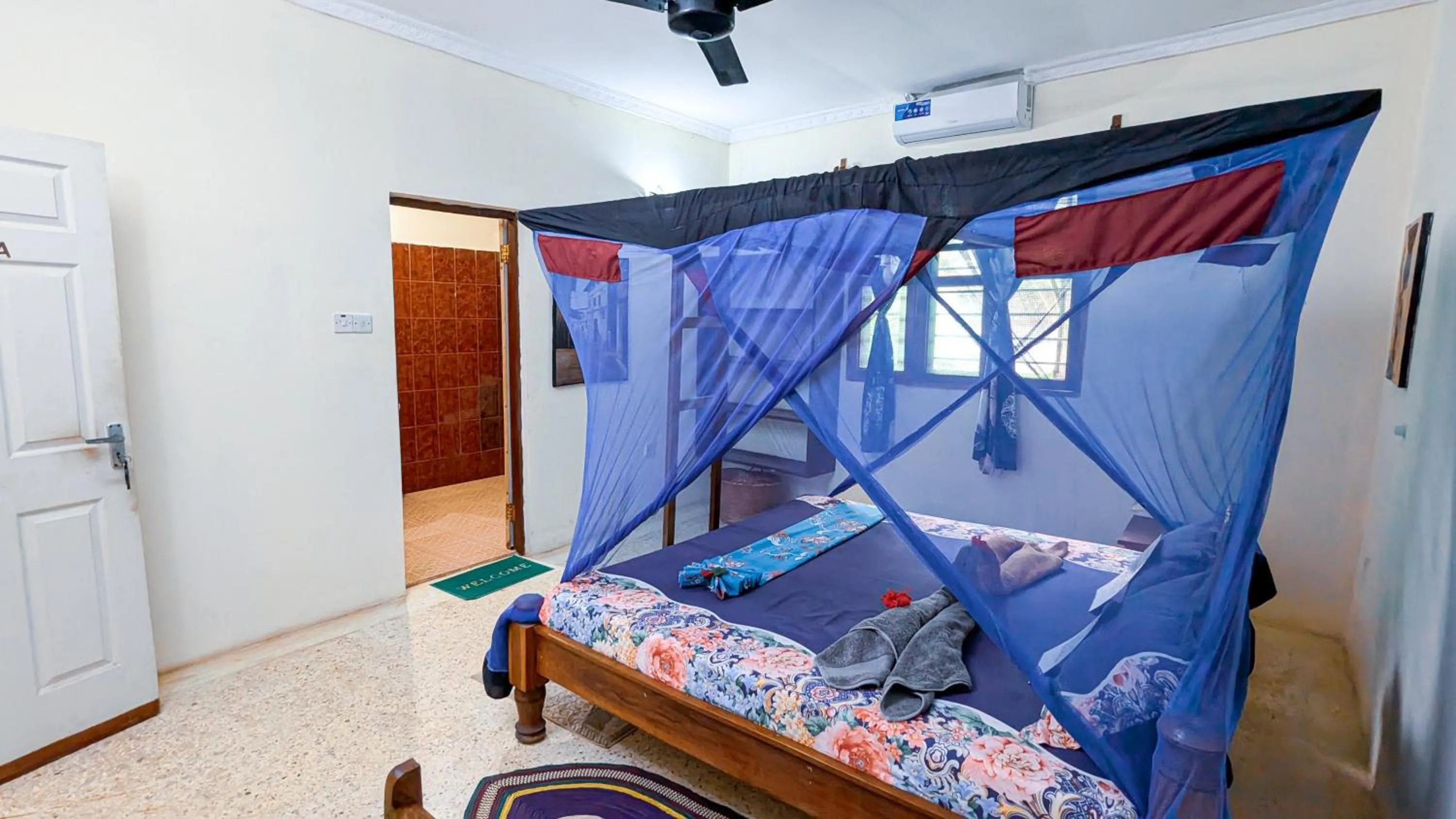 Mwana House