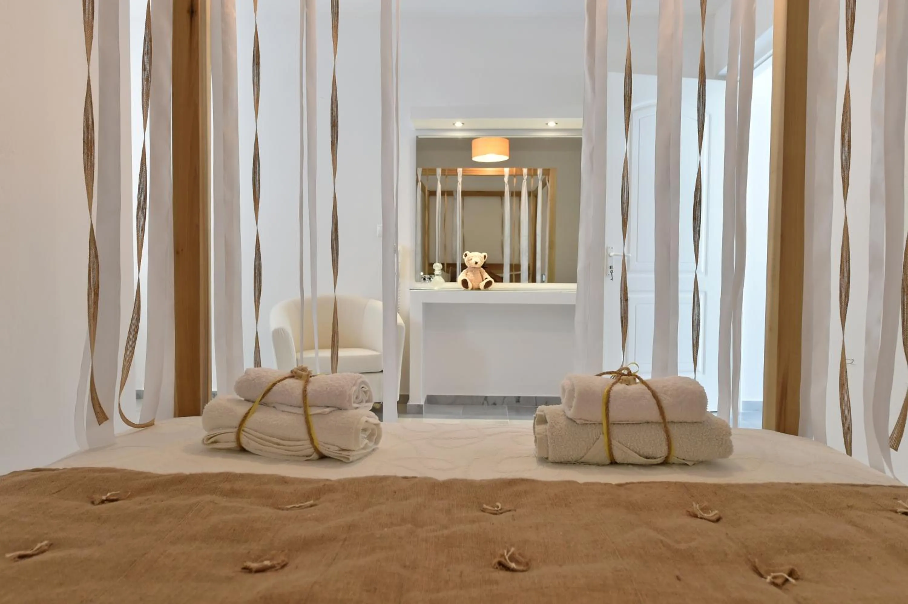 Photo of the whole room, Bed in Margarita Studios Ambelas